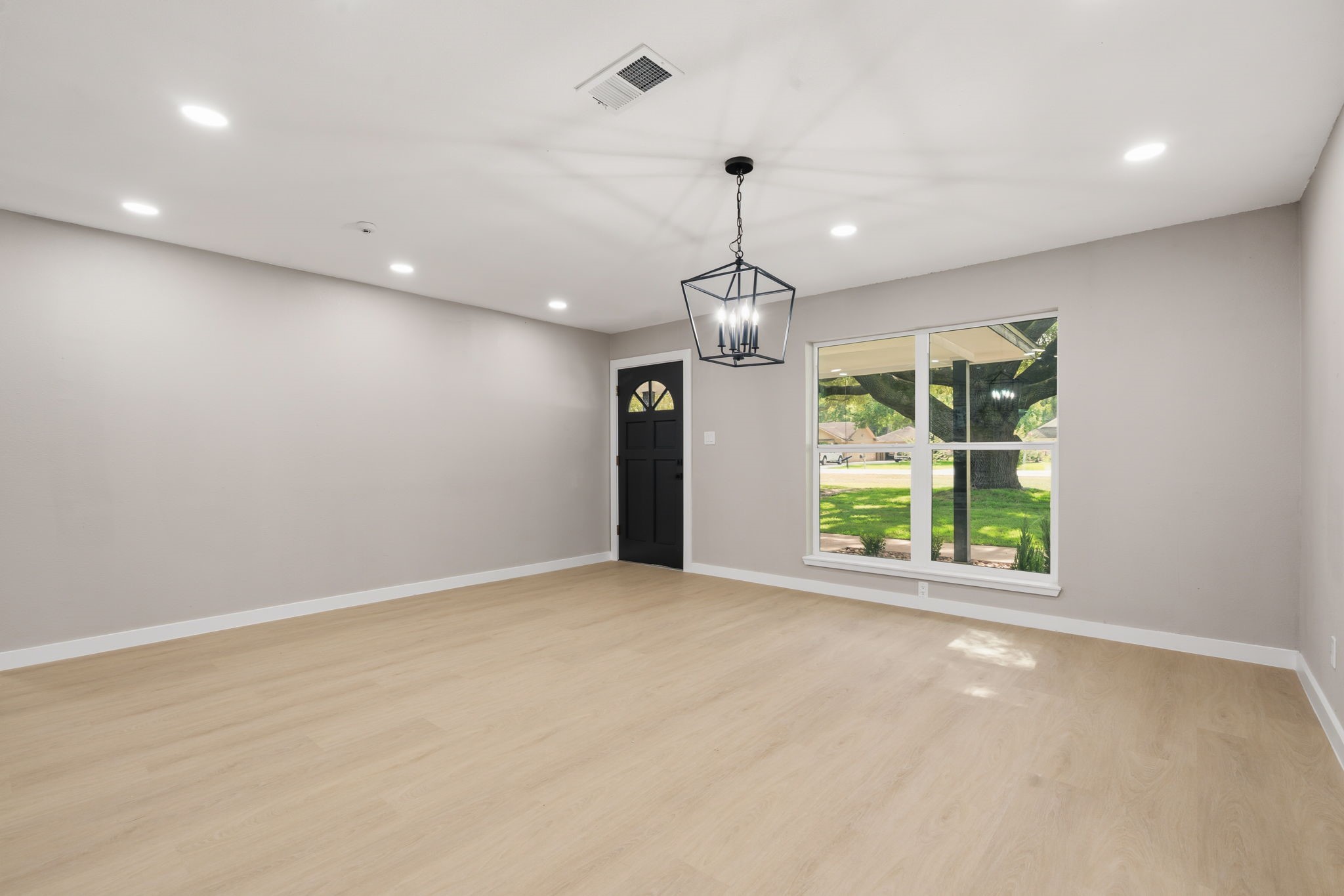 30706 Mckinney Drive Property Photo 9