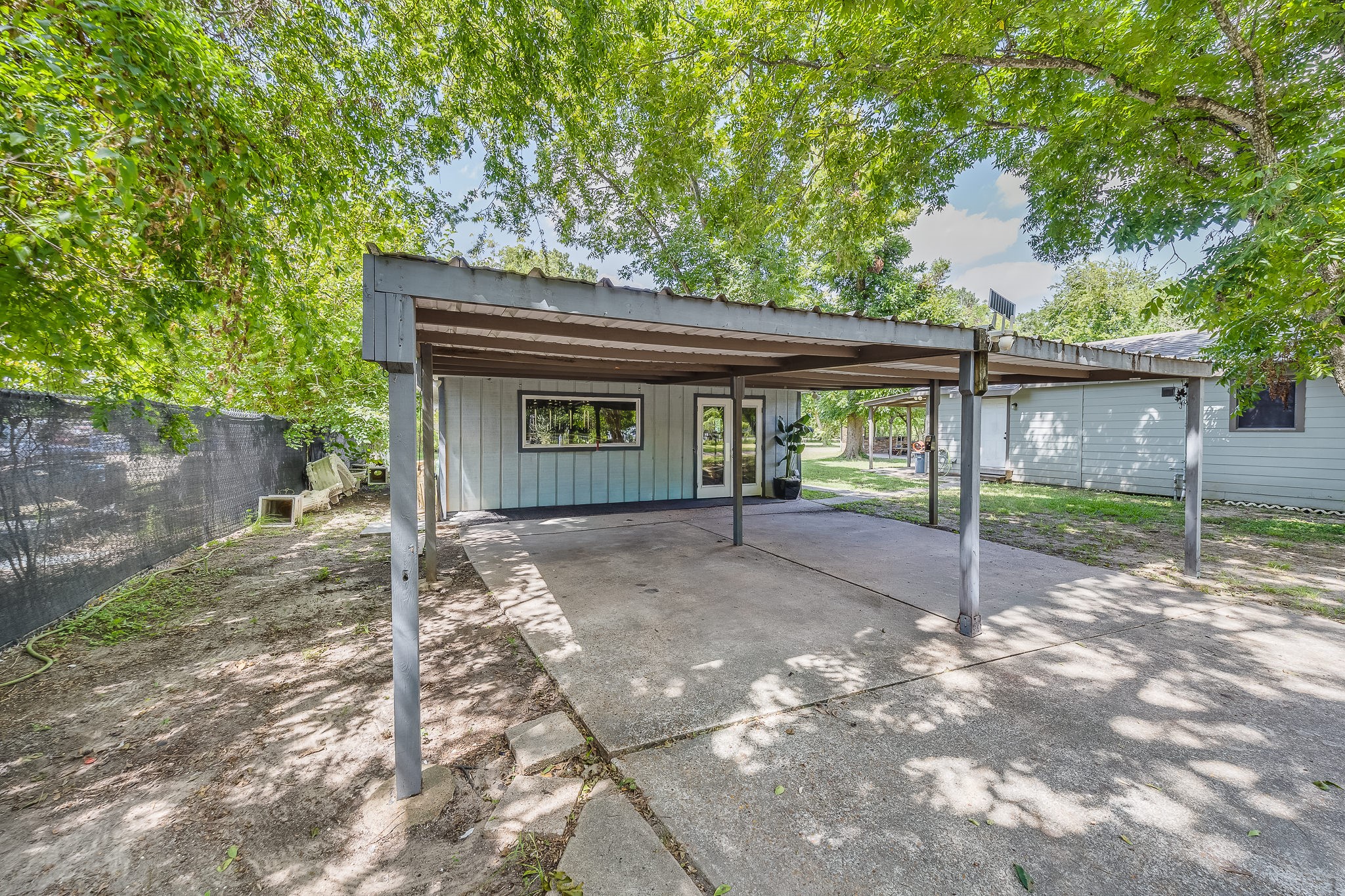 1725 Strawn Road Property Photo 14