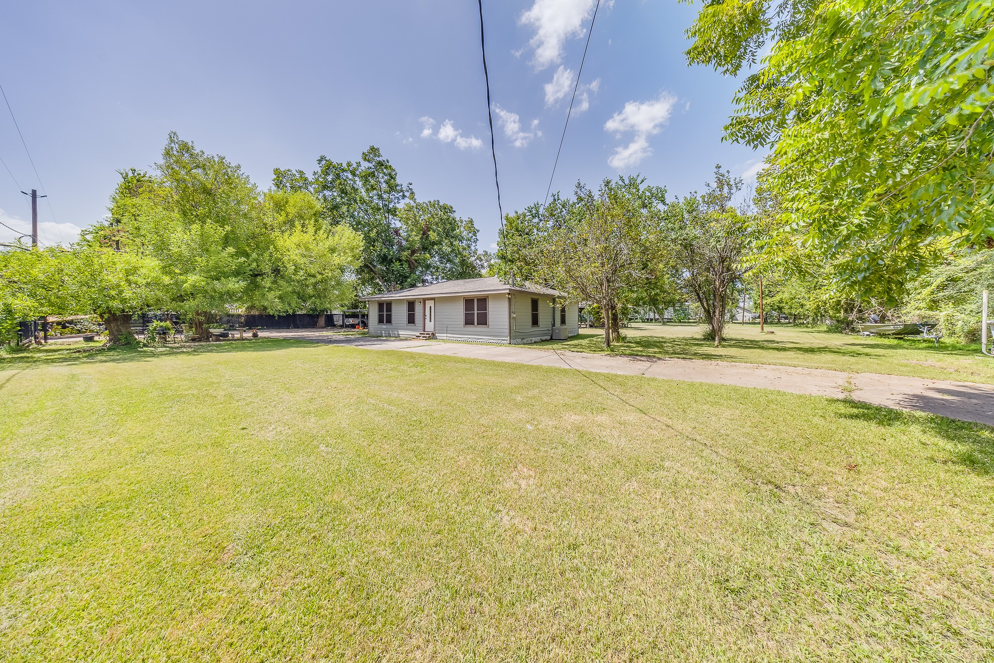 1725 Strawn Road Property Photo 32