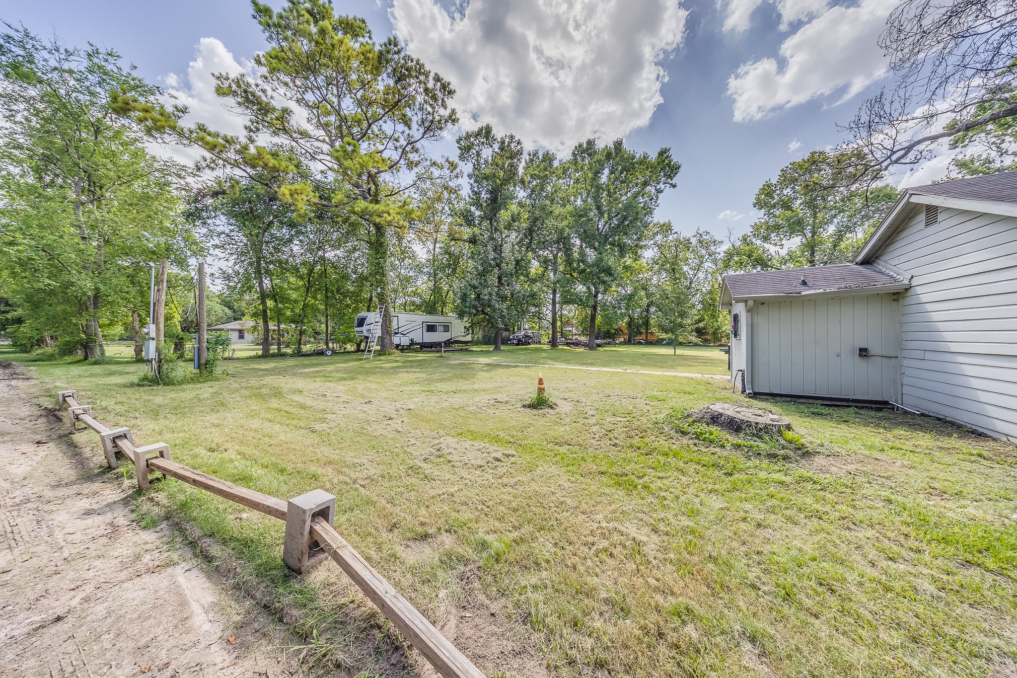 1725 Strawn Road Property Photo 38