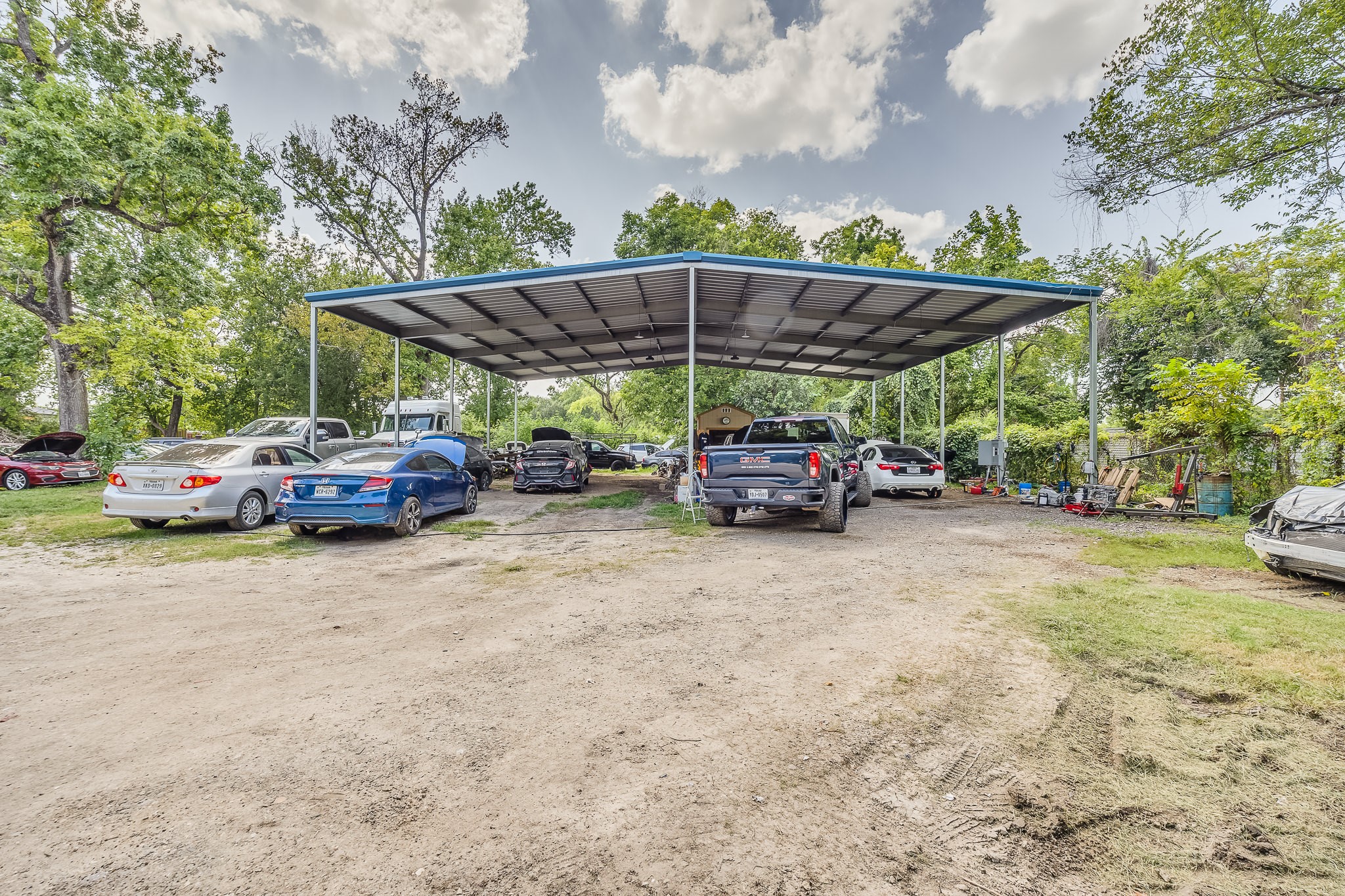 1725 Strawn Road Property Photo 43