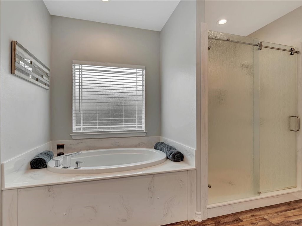 111 Rustic Pines Drive Property Photo 23