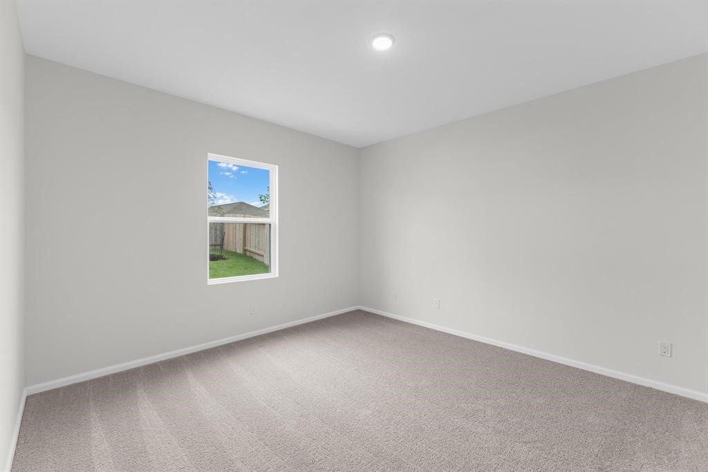 22495 Kinley Street Property Photo 3