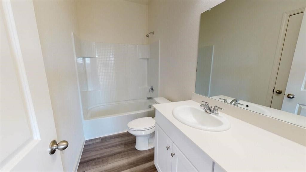 22495 Kinley Street Property Photo 6