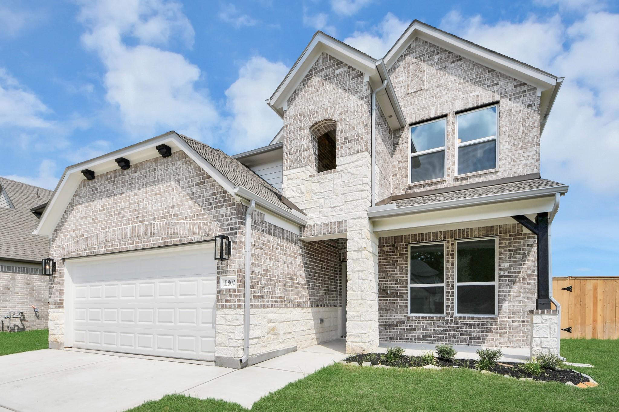 11802 Royal Willow Lane, Houston Tx 77066 Property Photo 2