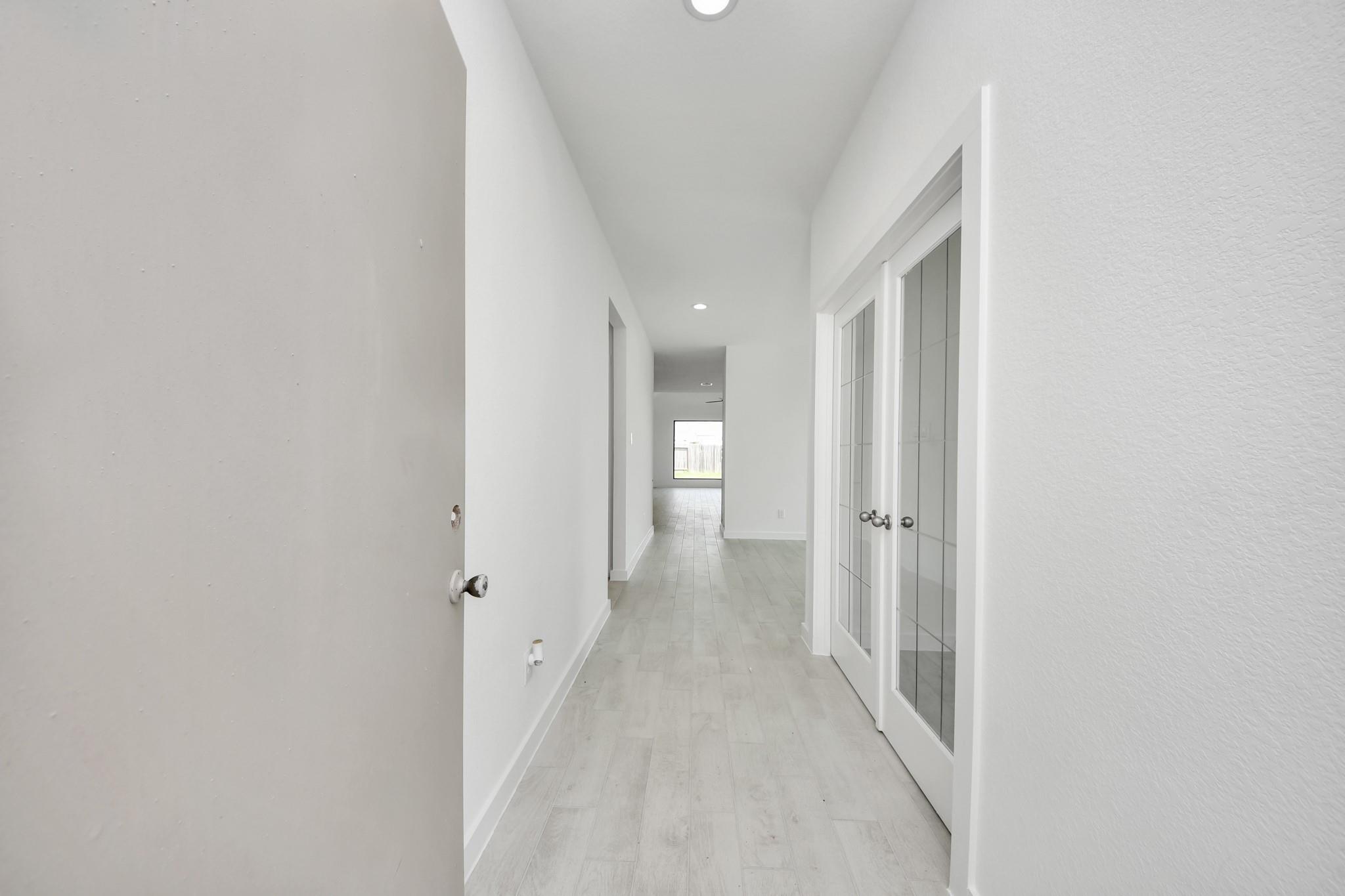11802 Royal Willow Lane, Houston Tx 77066 Property Photo 6