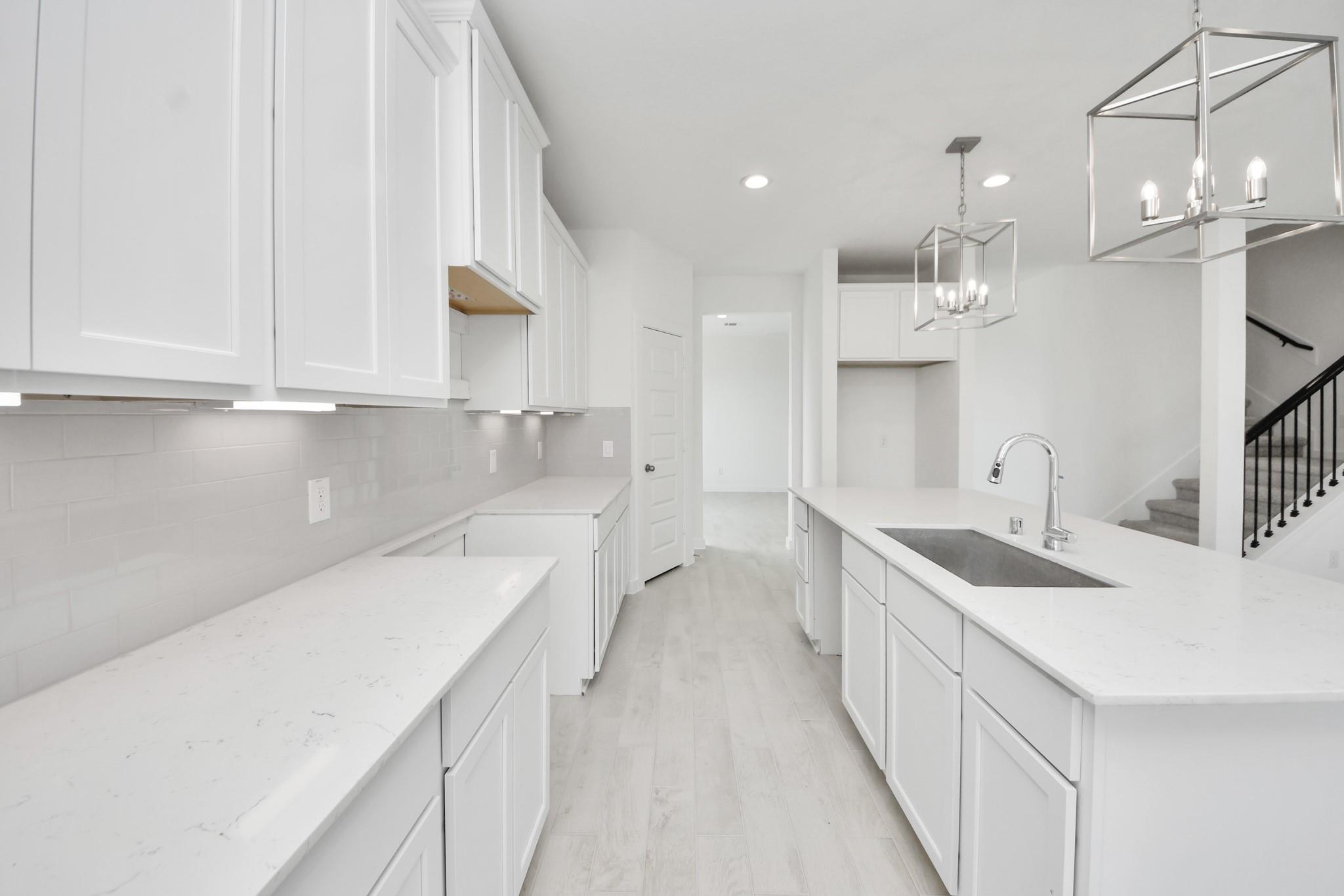 11802 Royal Willow Lane, Houston Tx 77066 Property Photo 16