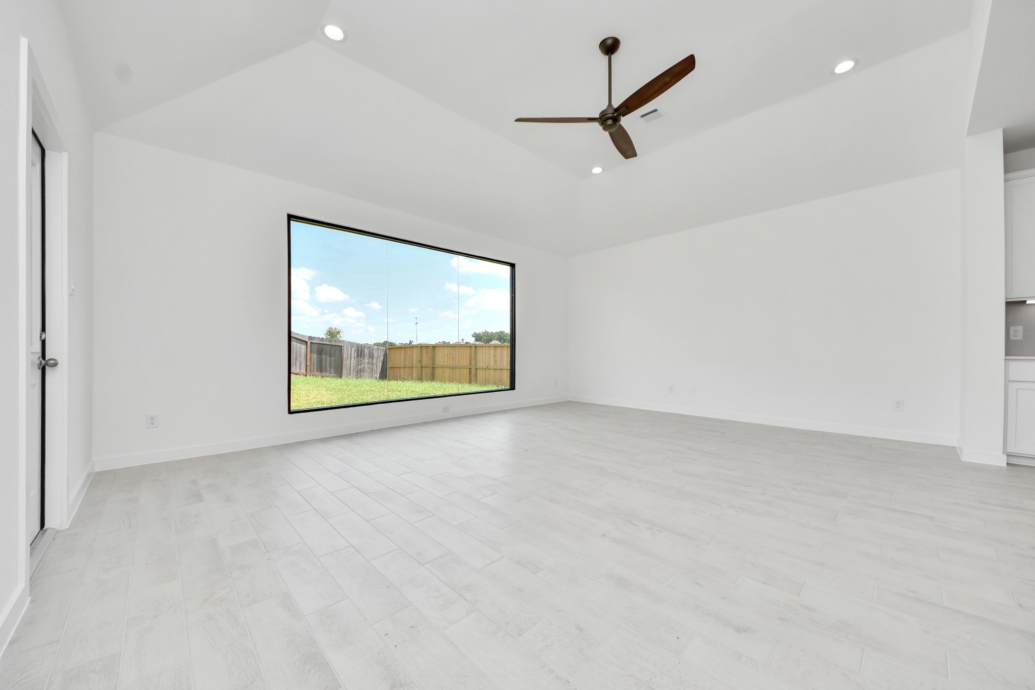 11802 Royal Willow Lane Property Photo 18
