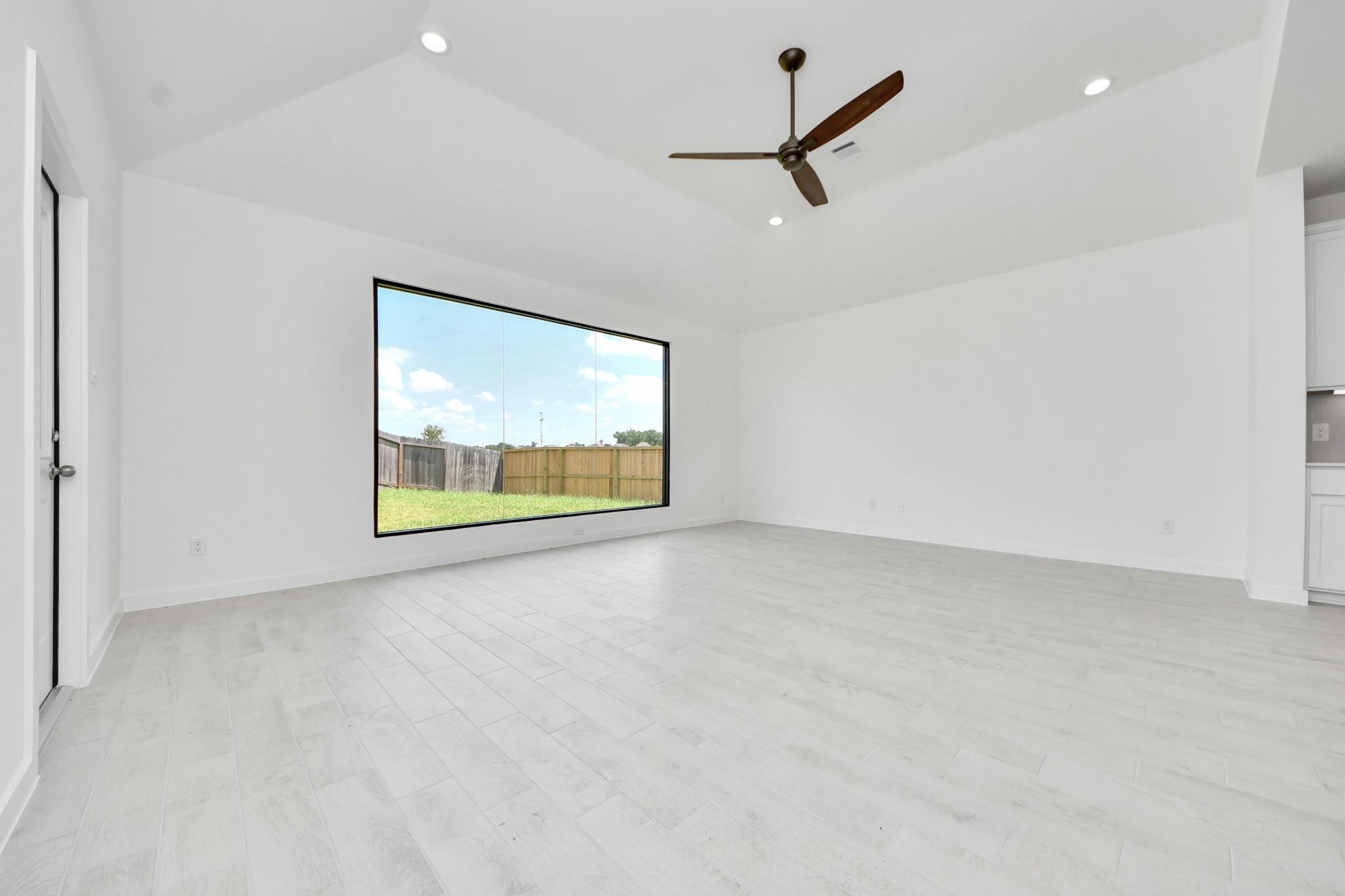11802 Royal Willow Lane, Houston Tx 77066 Property Photo 18