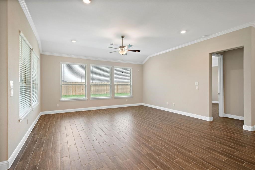 2403 Madera Landing Lane Property Photo 15
