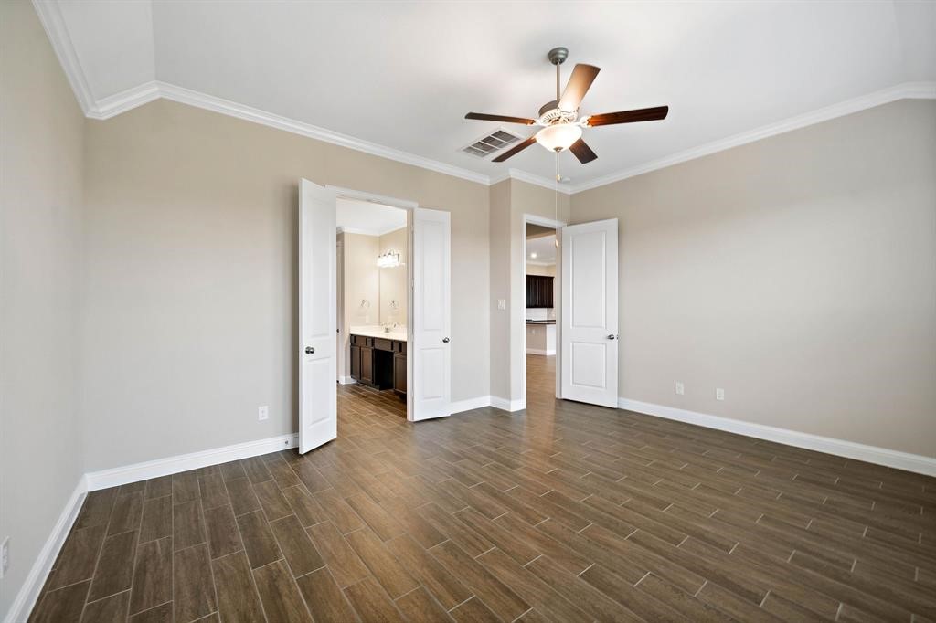 2403 Madera Landing Lane Property Photo 21