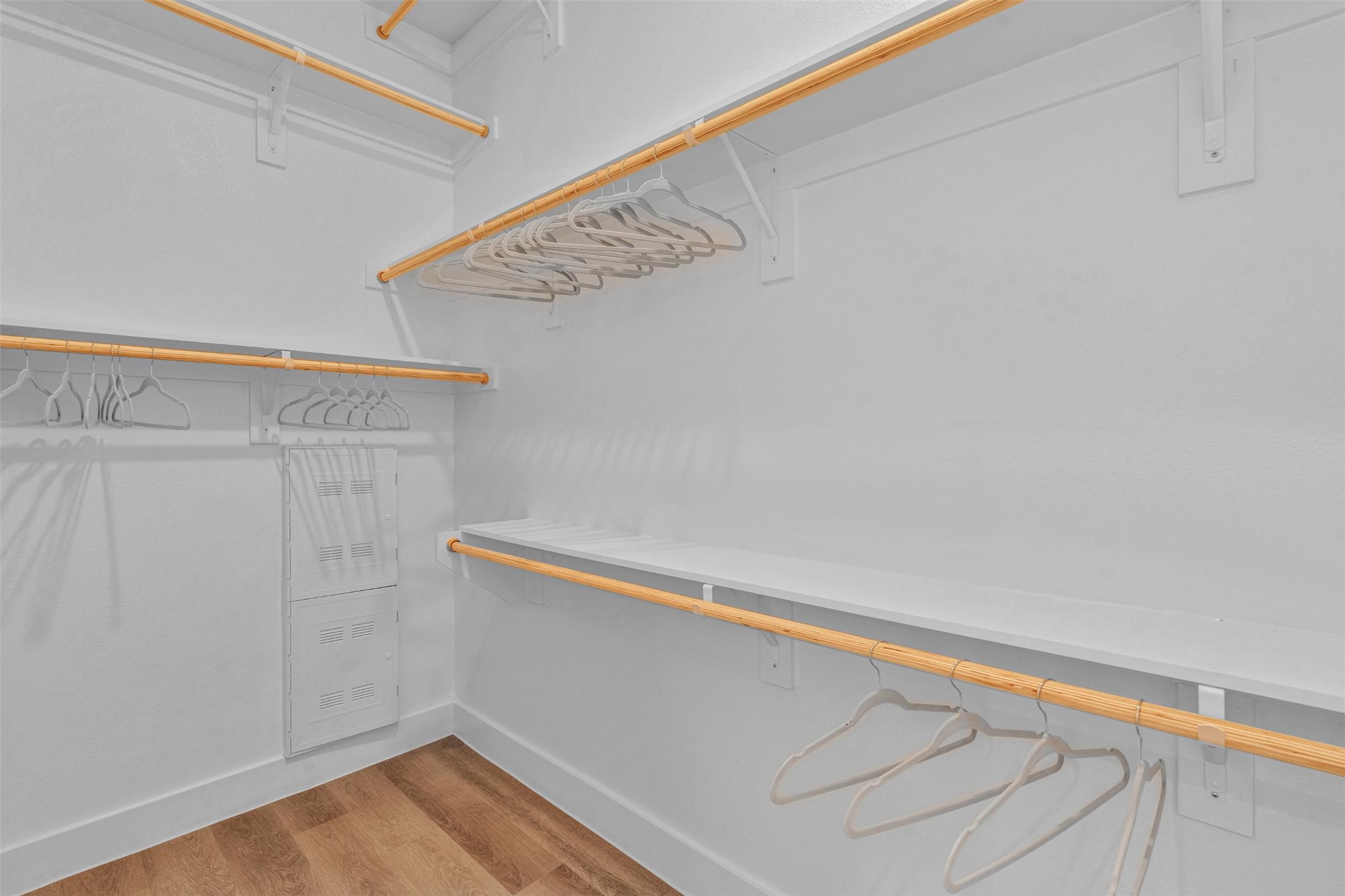 1872-510 Bernard Street Property Photo 17