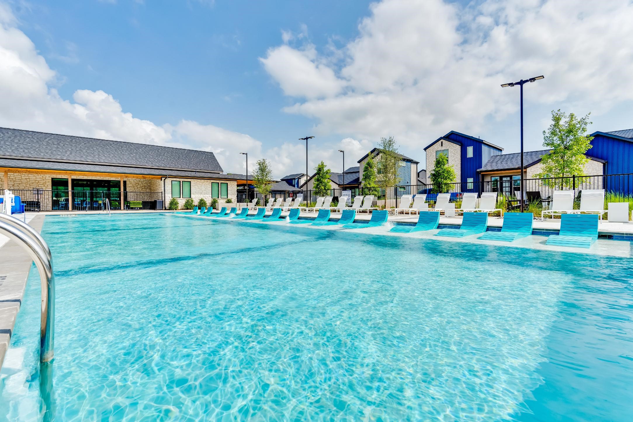 1872-510 Bernard Street Property Photo 33