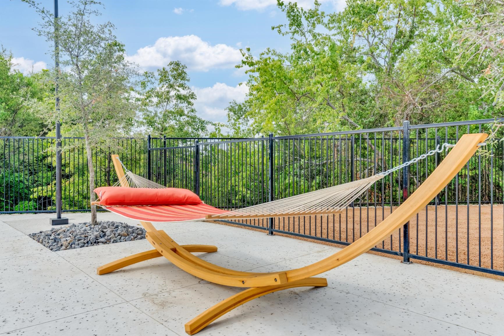 1872-510 Bernard Street Property Photo 36