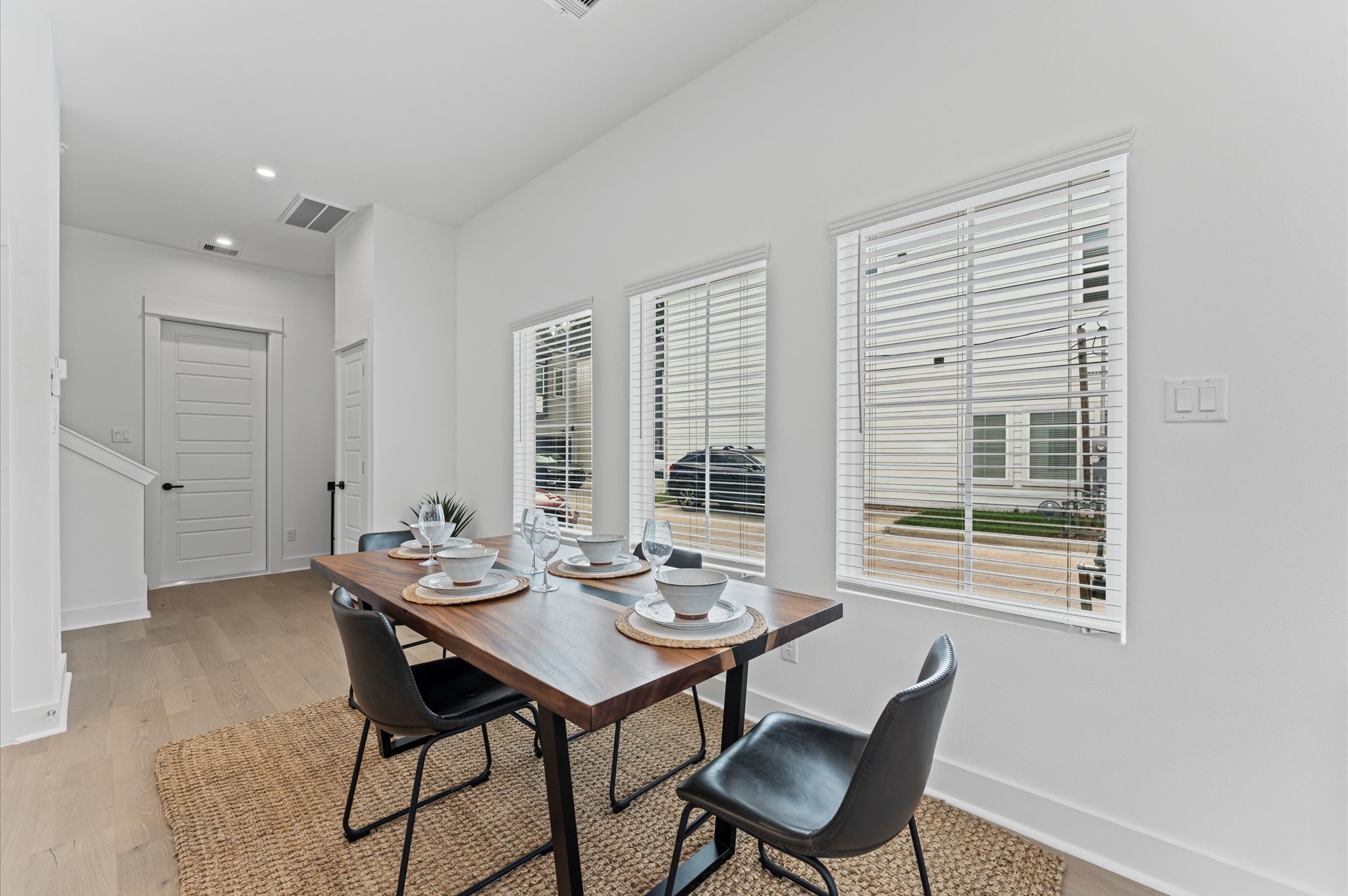 332 Neyland Street Property Photo 15