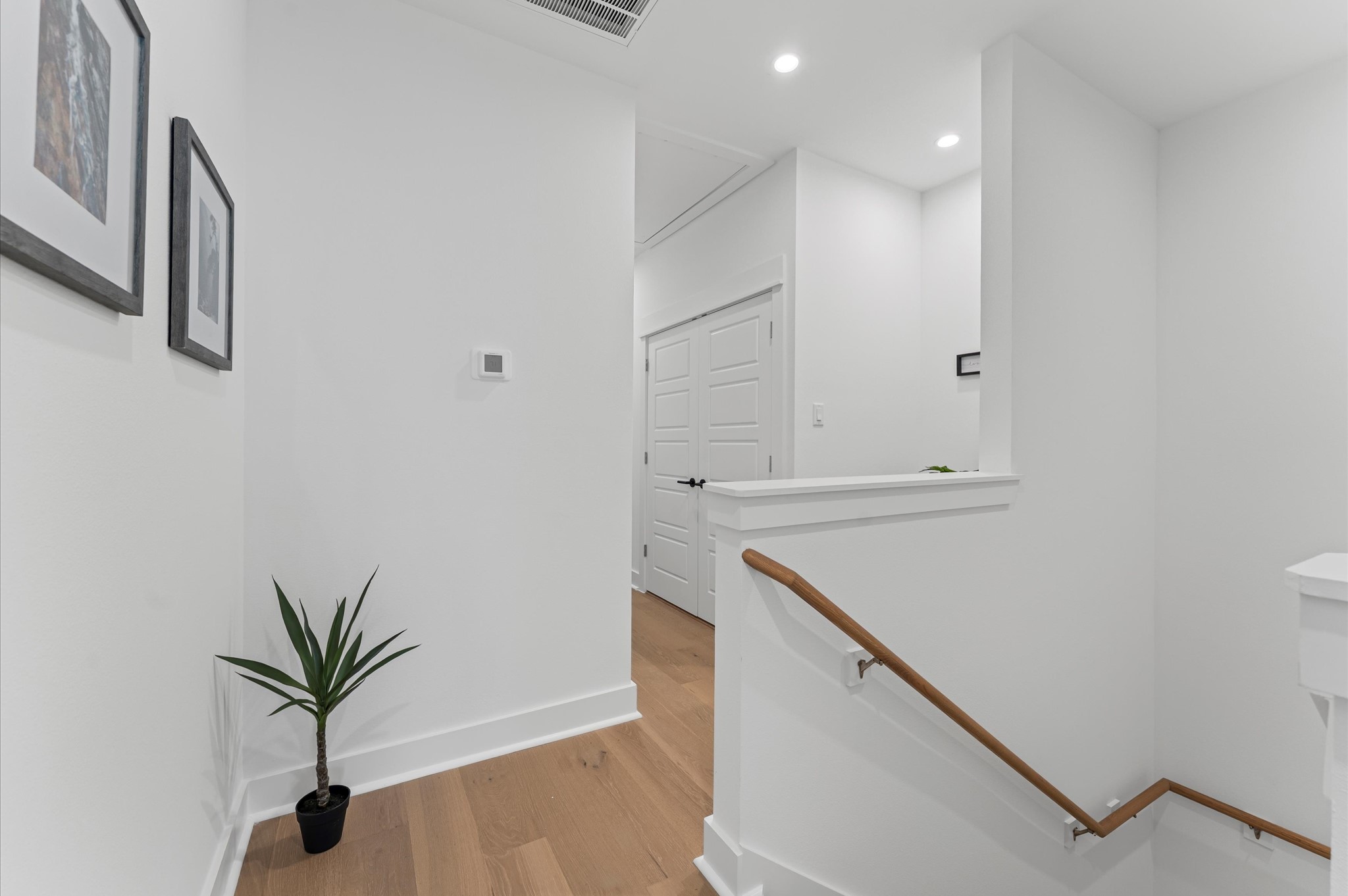 332 Neyland Street Property Photo 18