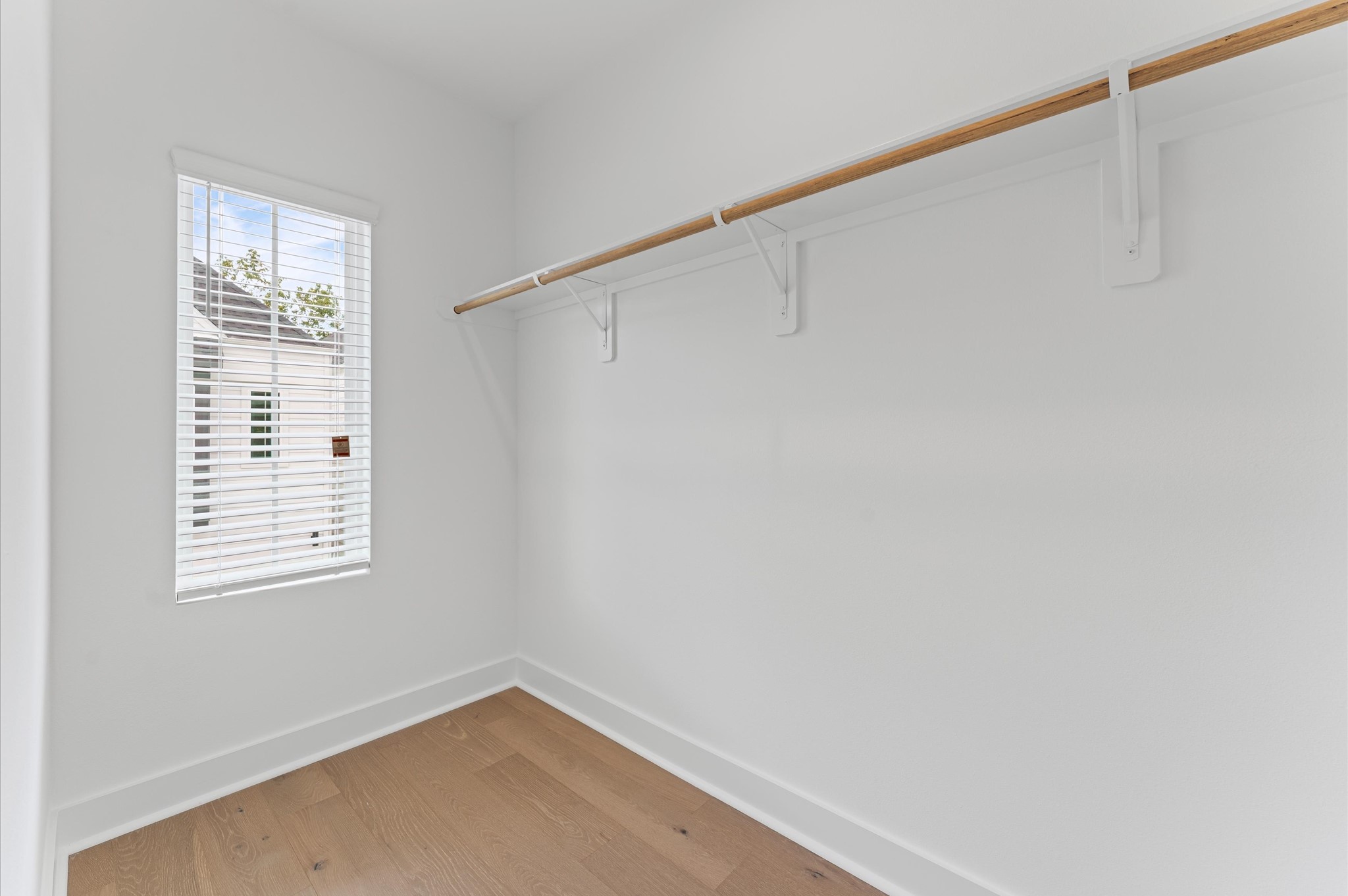 332 Neyland Street Property Photo 24