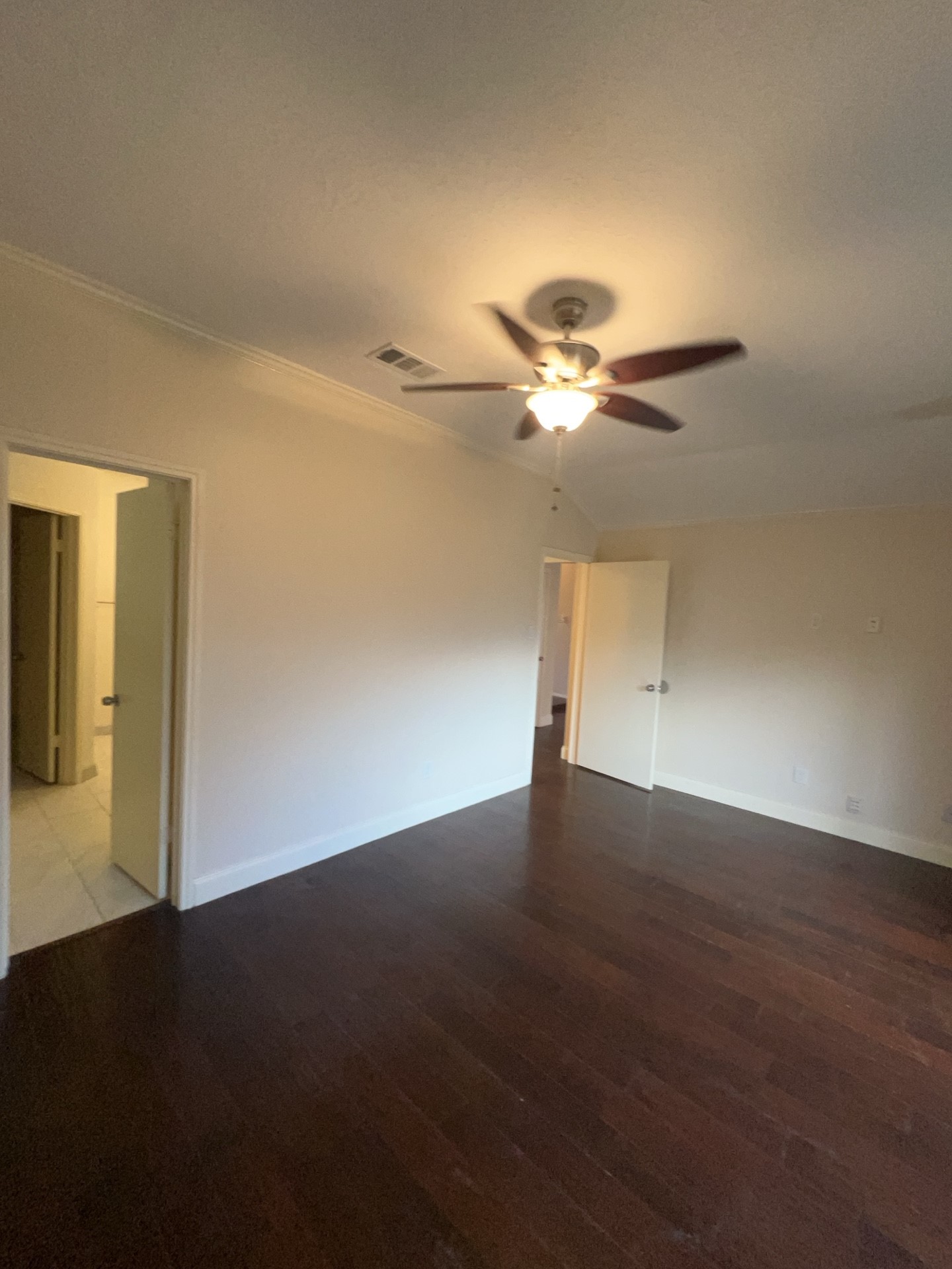 7402 Wood Bluff Boulevard Property Photo 11