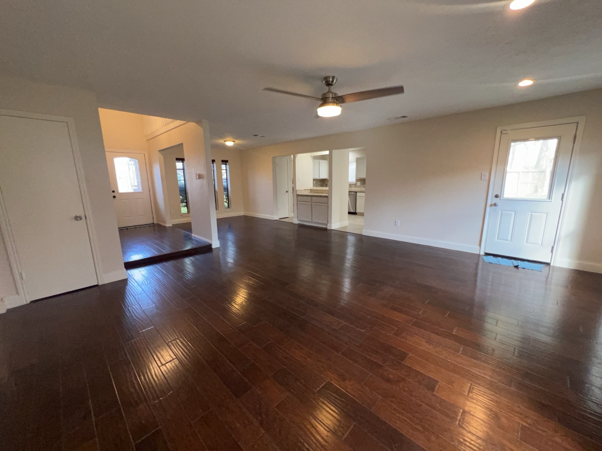 7402 Wood Bluff Boulevard Property Photo 14