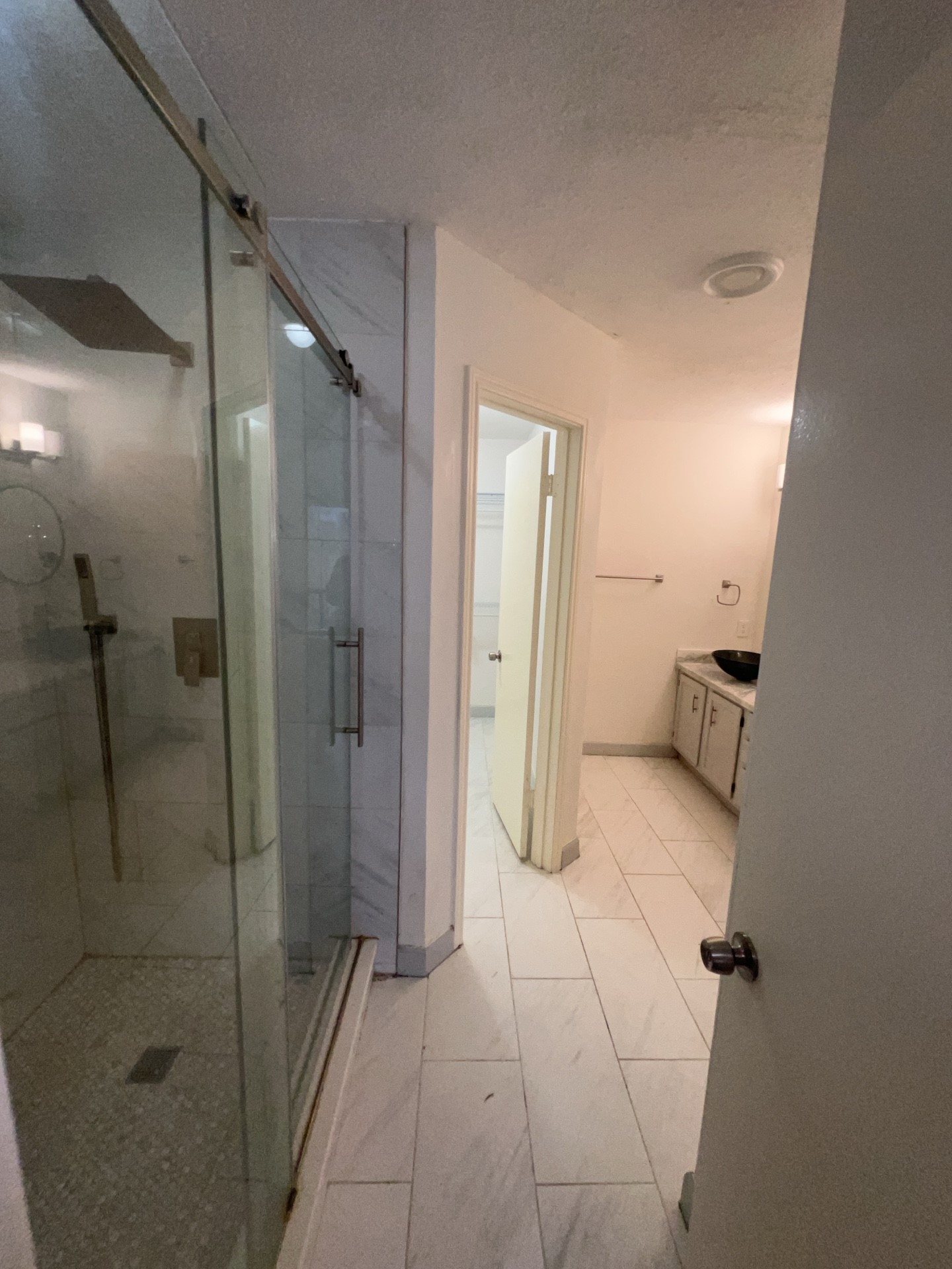 7402 Wood Bluff Boulevard Property Photo 21