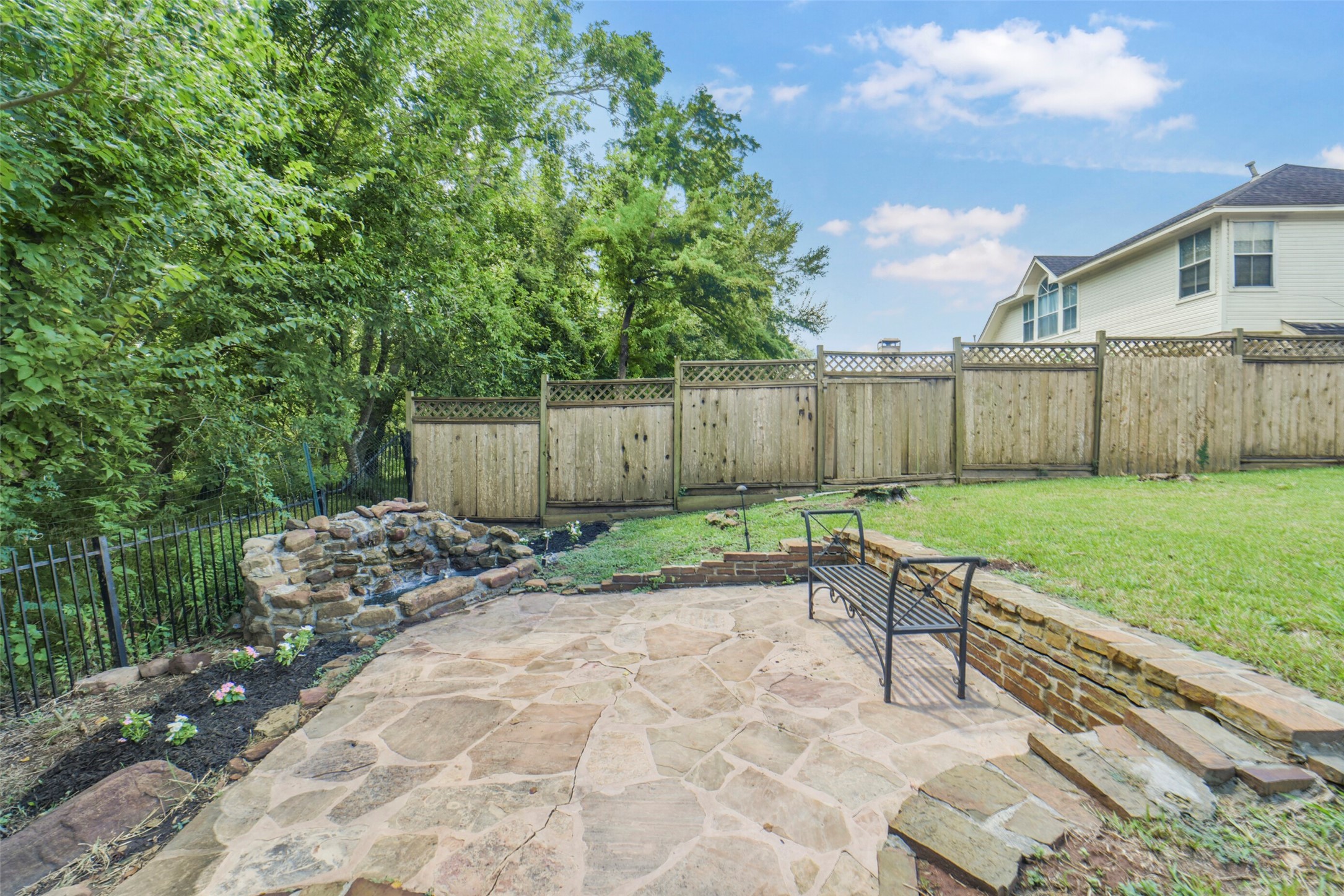 4319 Lakeshore Forest Drive Property Photo 47