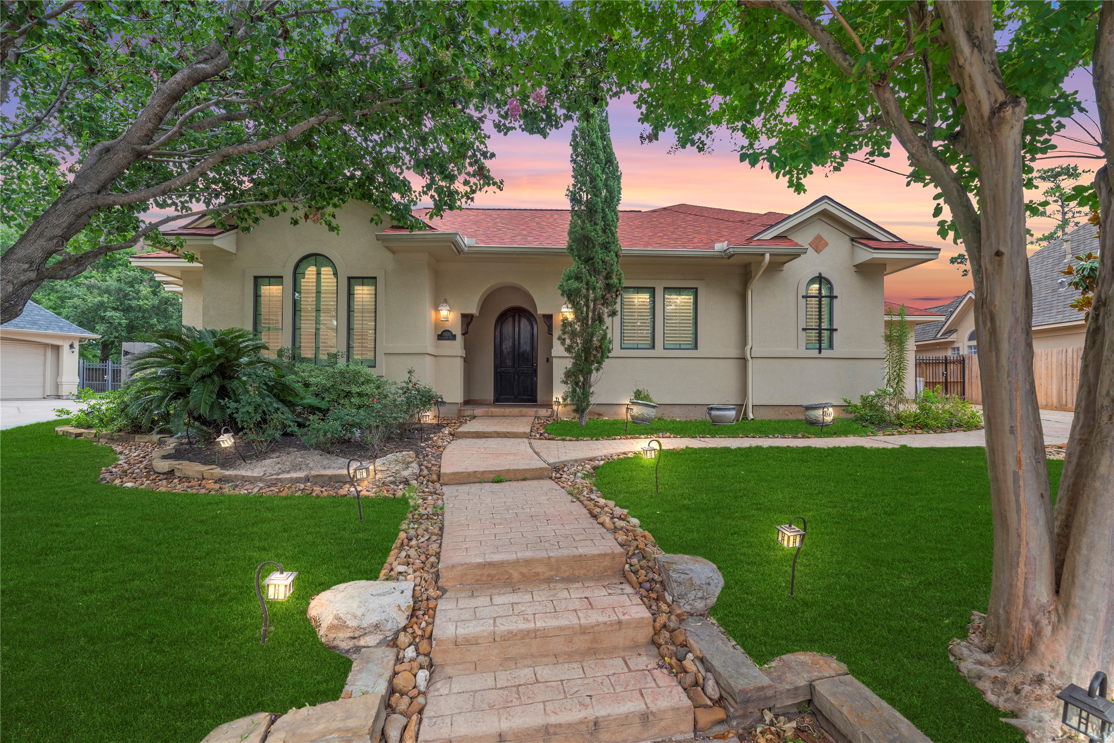 16610 Champagne Falls Court Property Photo 1