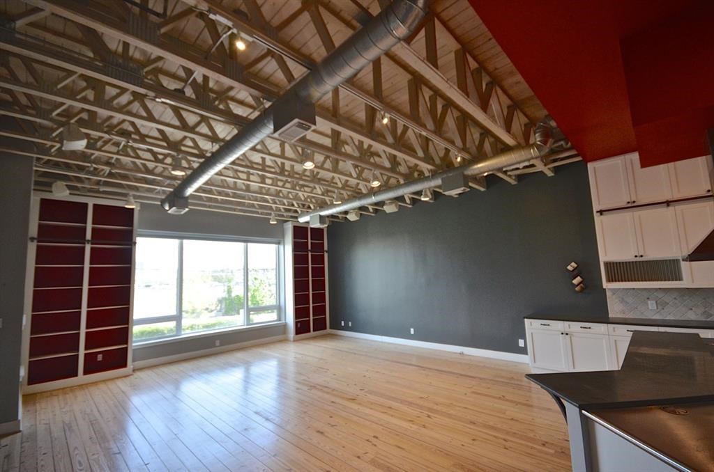 1324 Taft Street Property Photo 6