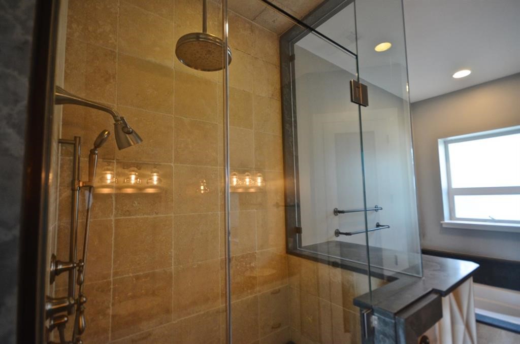 1324 Taft Street Property Photo 23
