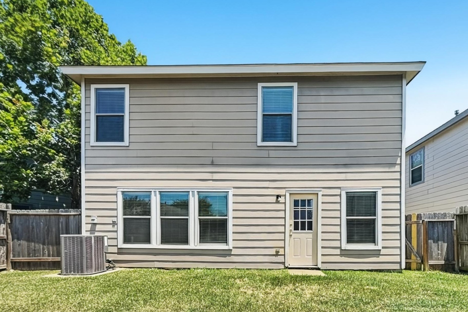 16311 Hayesford Lane Property Photo 15