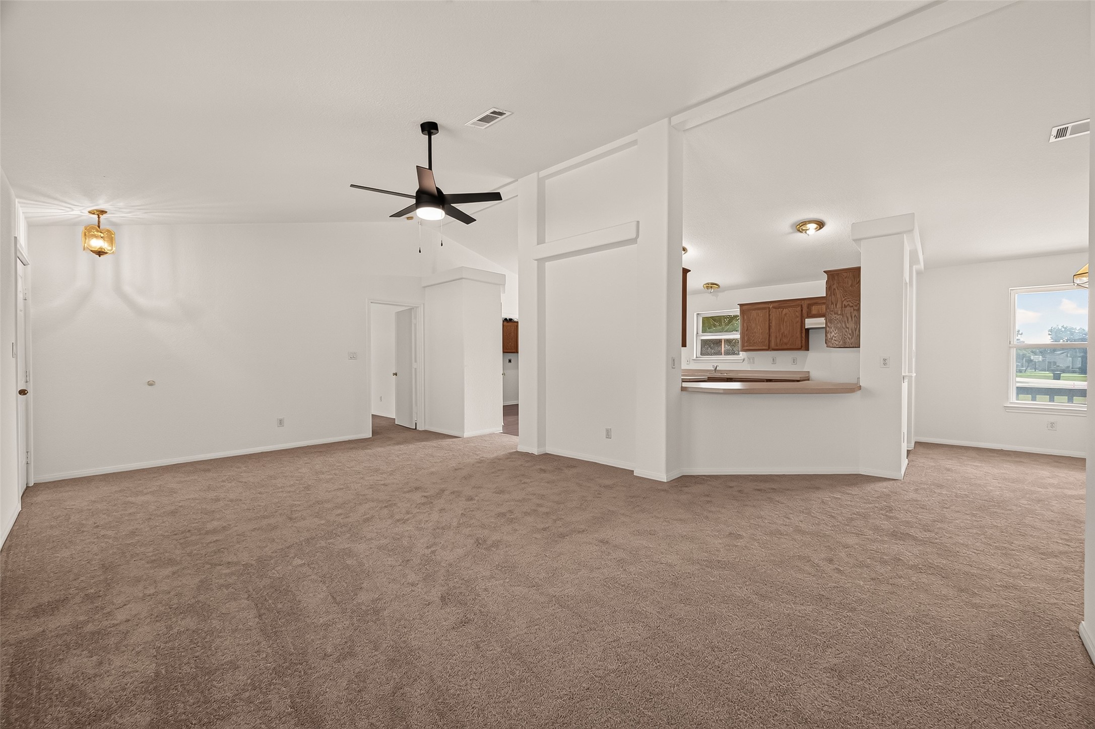 831 Easy St Property Photo 7