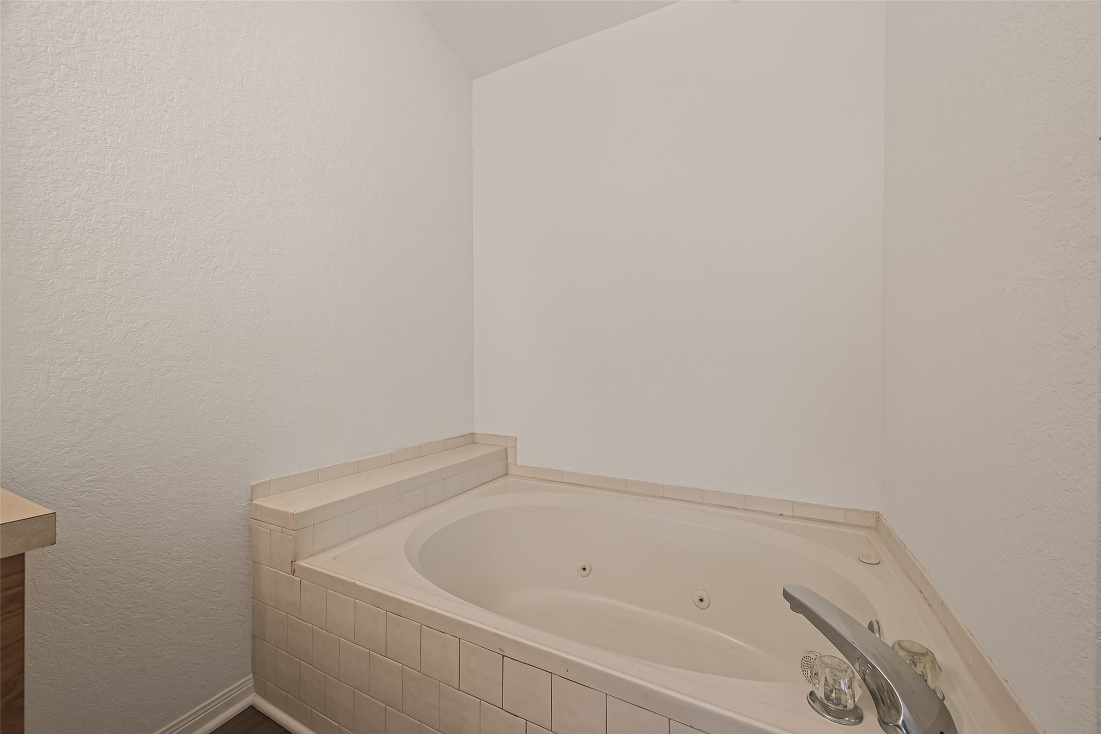831 Easy St Property Photo 36