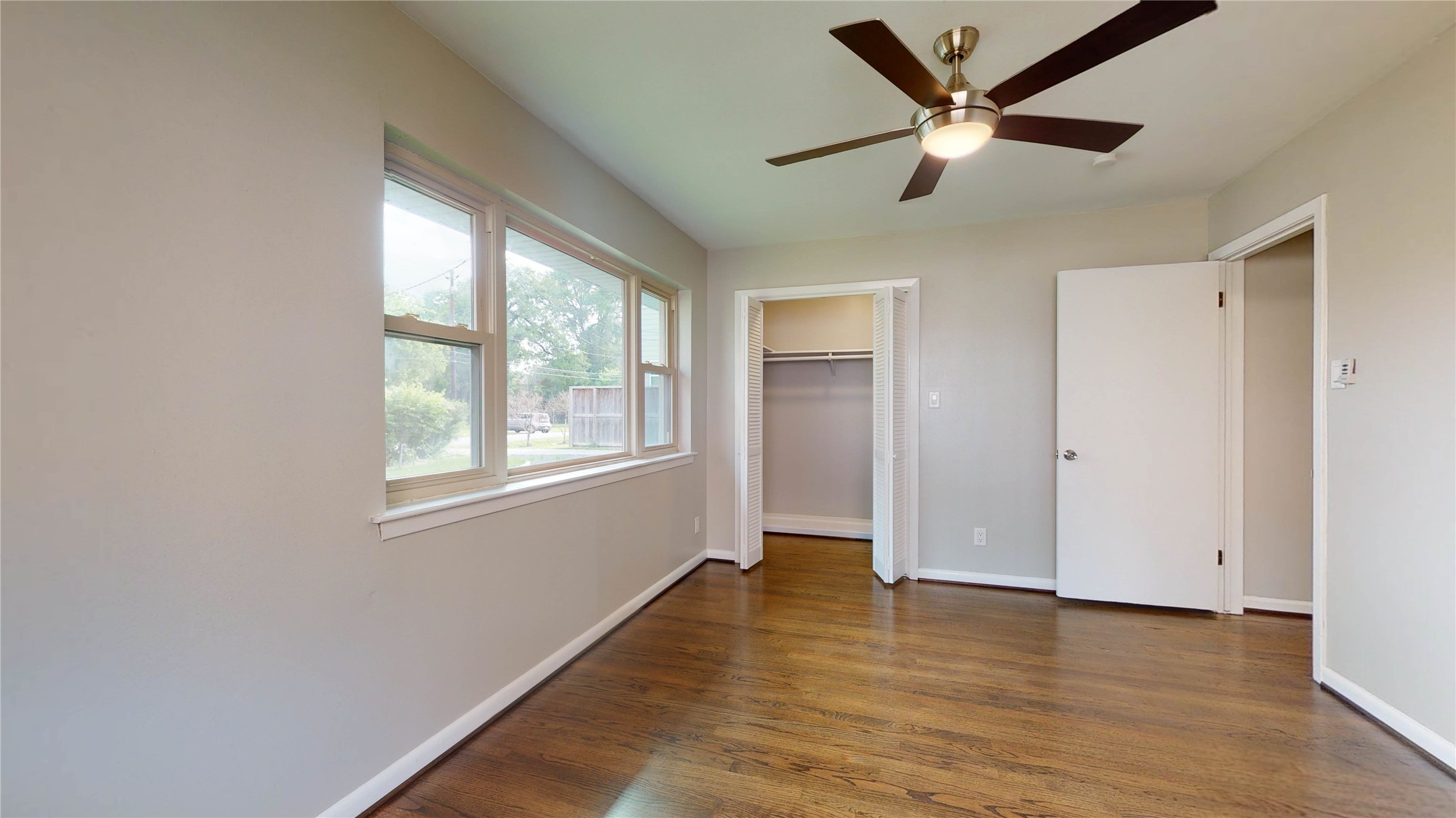 941 W 17th Street Property Photo 29