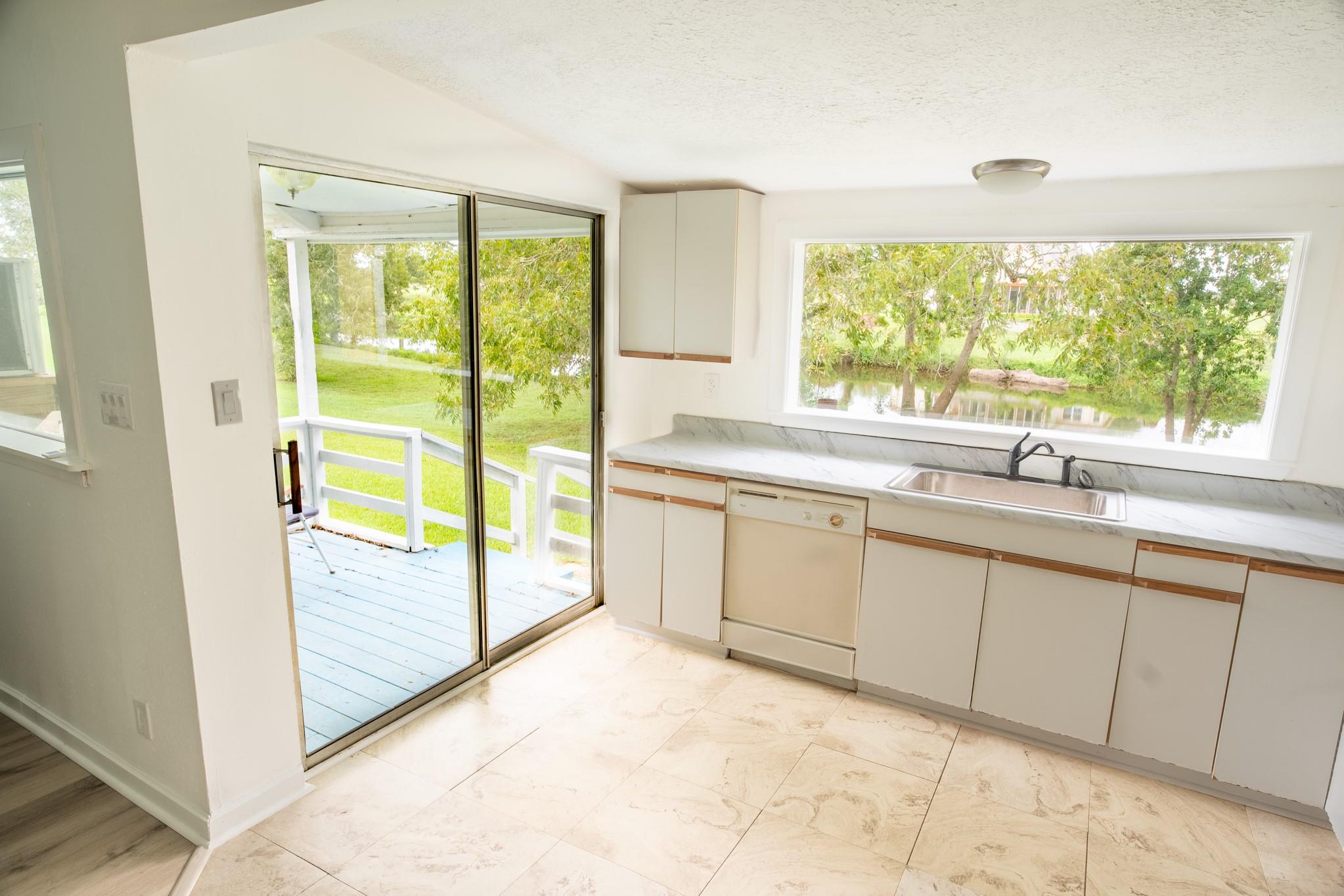 387 County Road 268 Property Photo 12