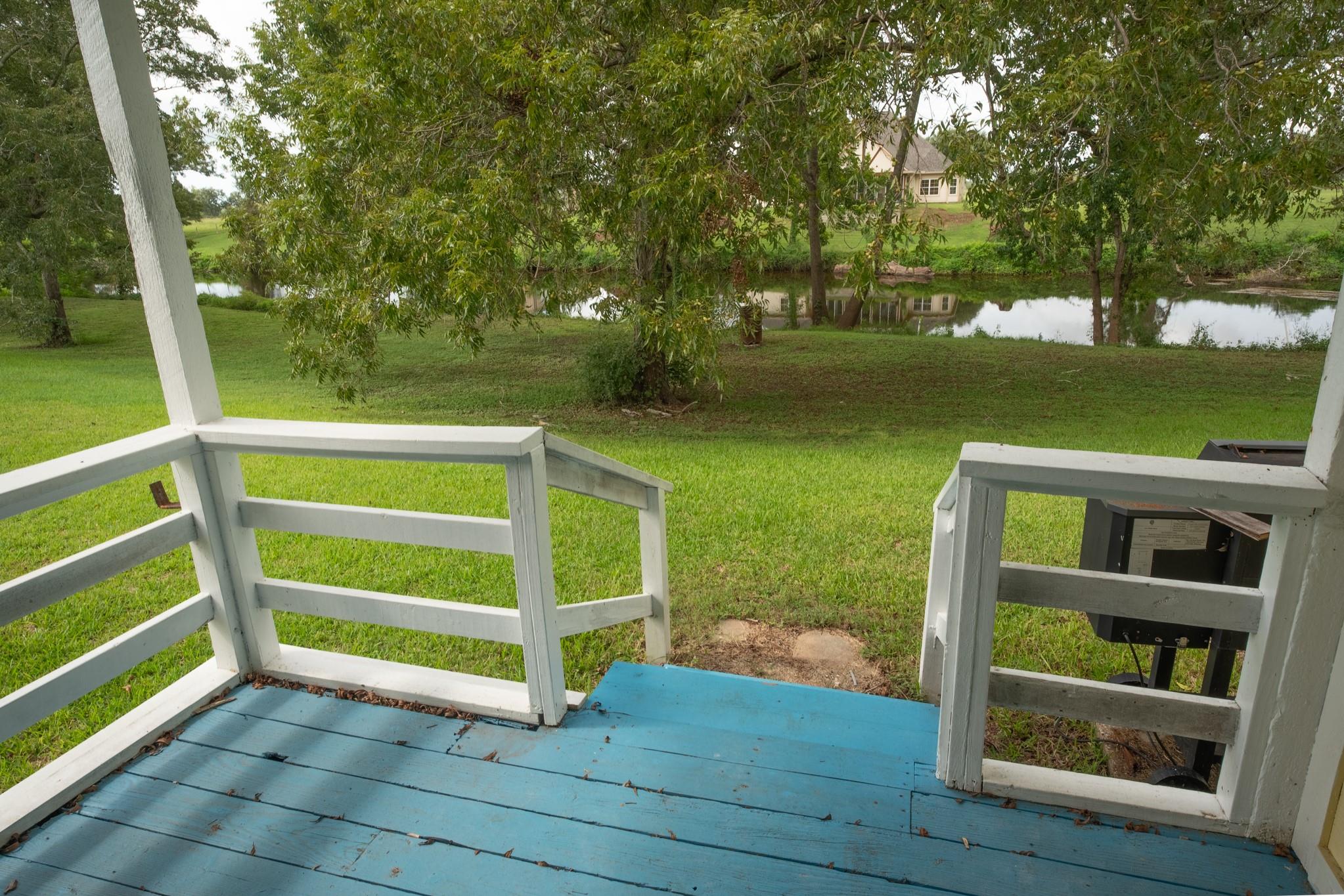 387 County Road 268 Property Photo 24