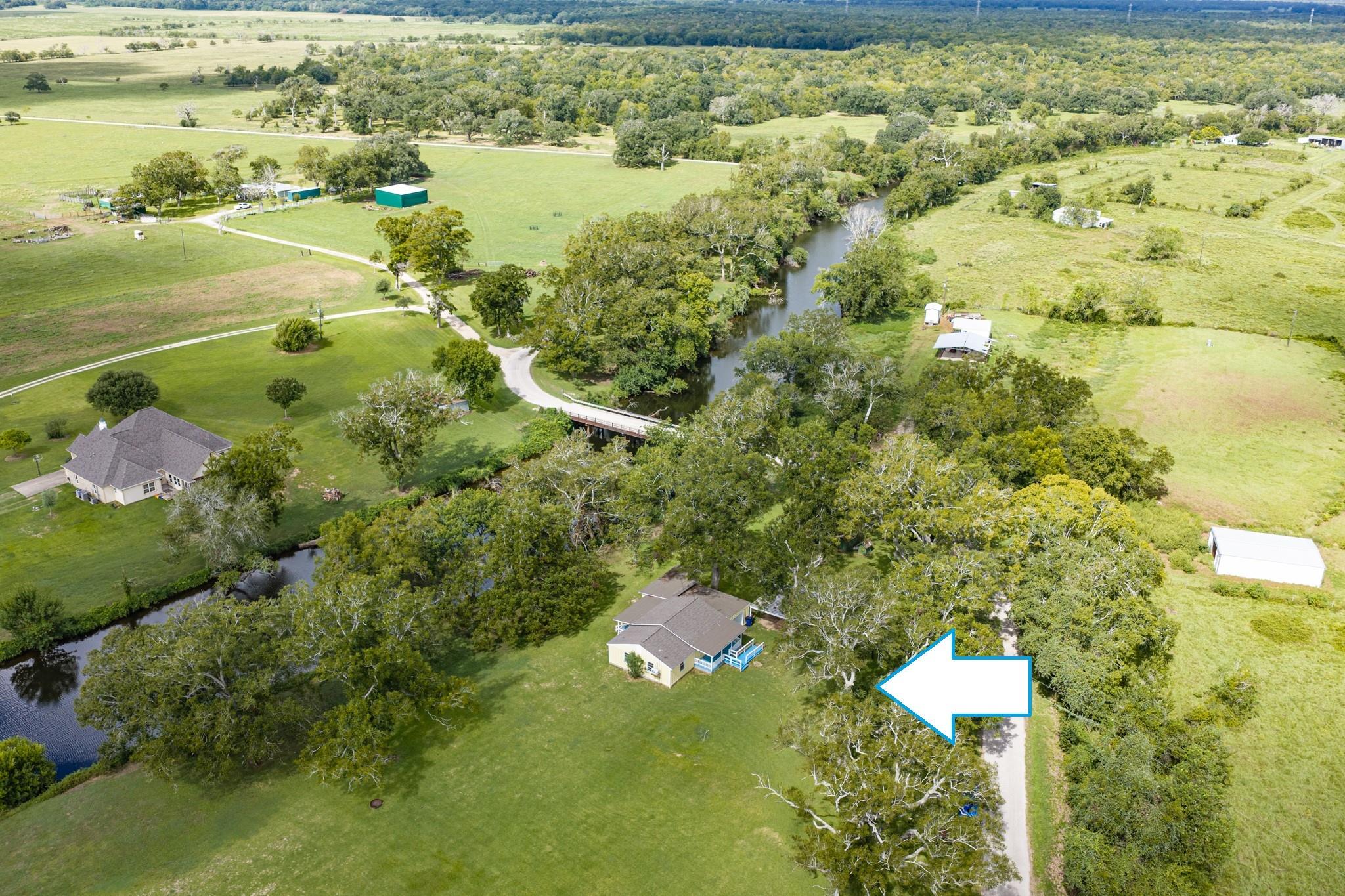 387 County Road 268 Property Photo 33