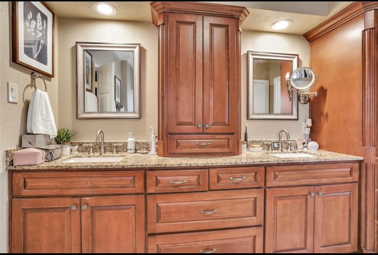 18214 Spruce Creek Drive Property Photo 32