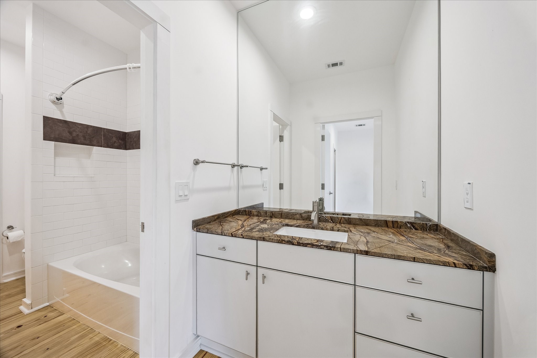 1601 Pine Chase Drive Property Photo 37