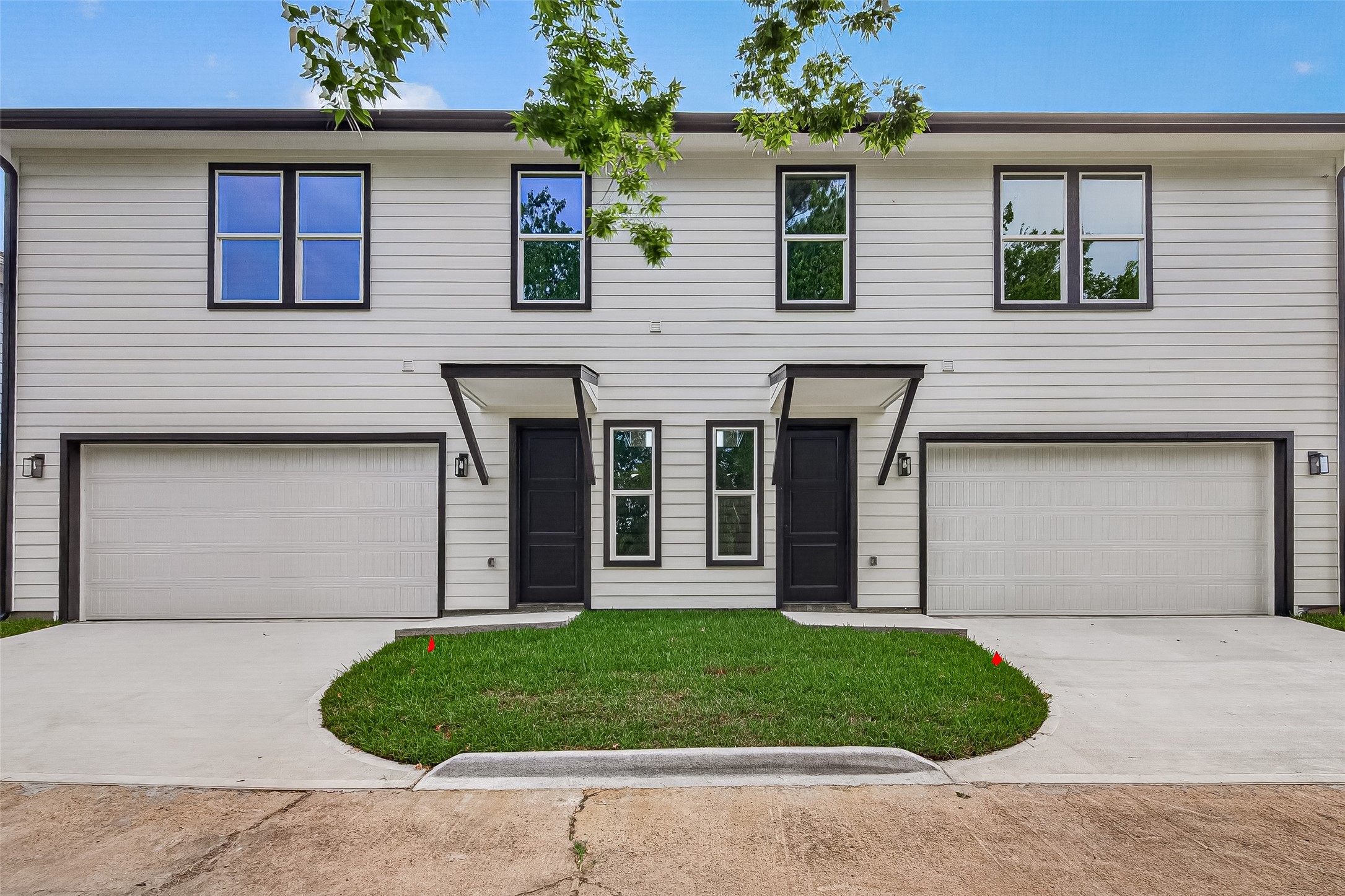 703 Carol Lynn Drive A/b Property Photo 2