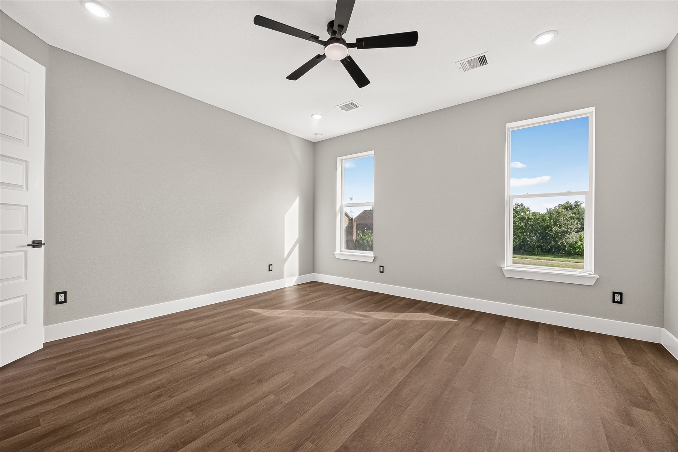 703 Carol Lynn Drive A/b Property Photo 18