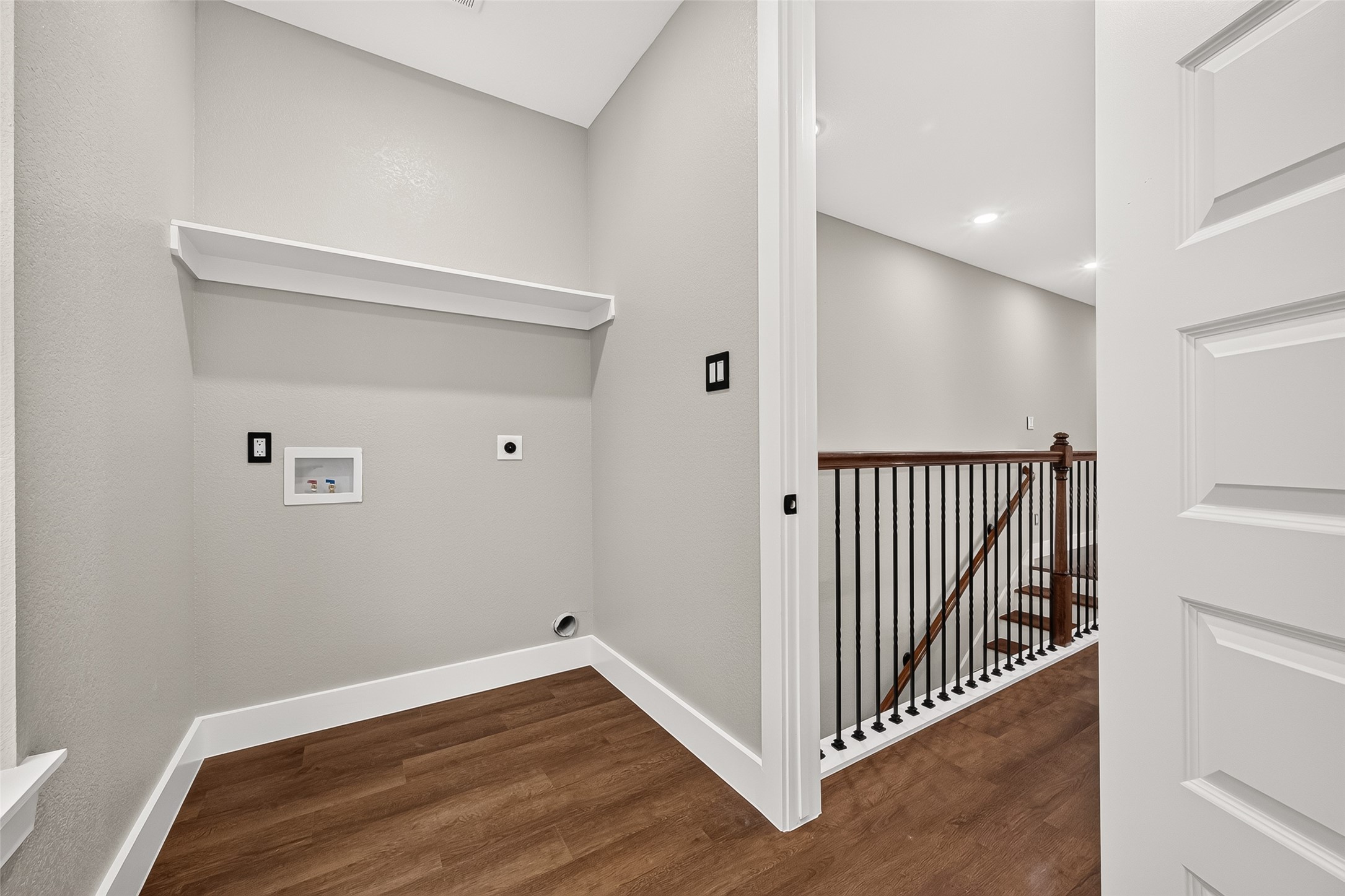 703 Carol Lynn Drive A/b Property Photo 32