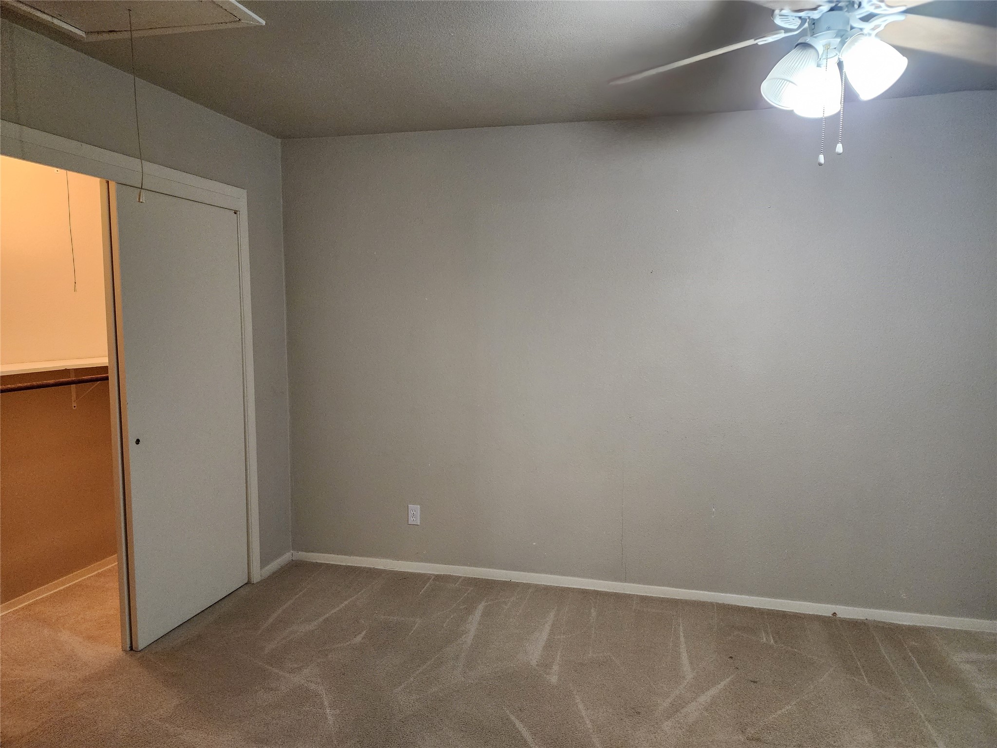407 Avenue C Property Photo 5