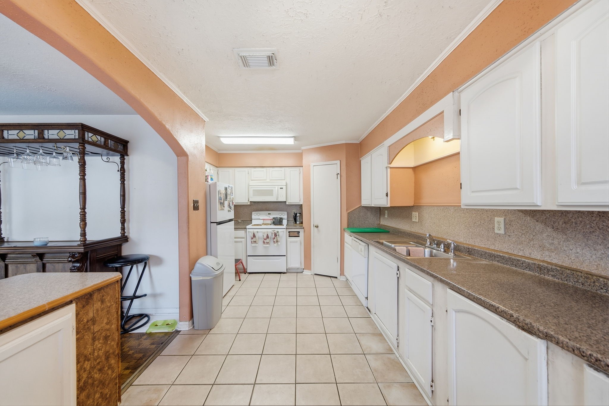 6438 Chatham Island Lane Property Photo 9