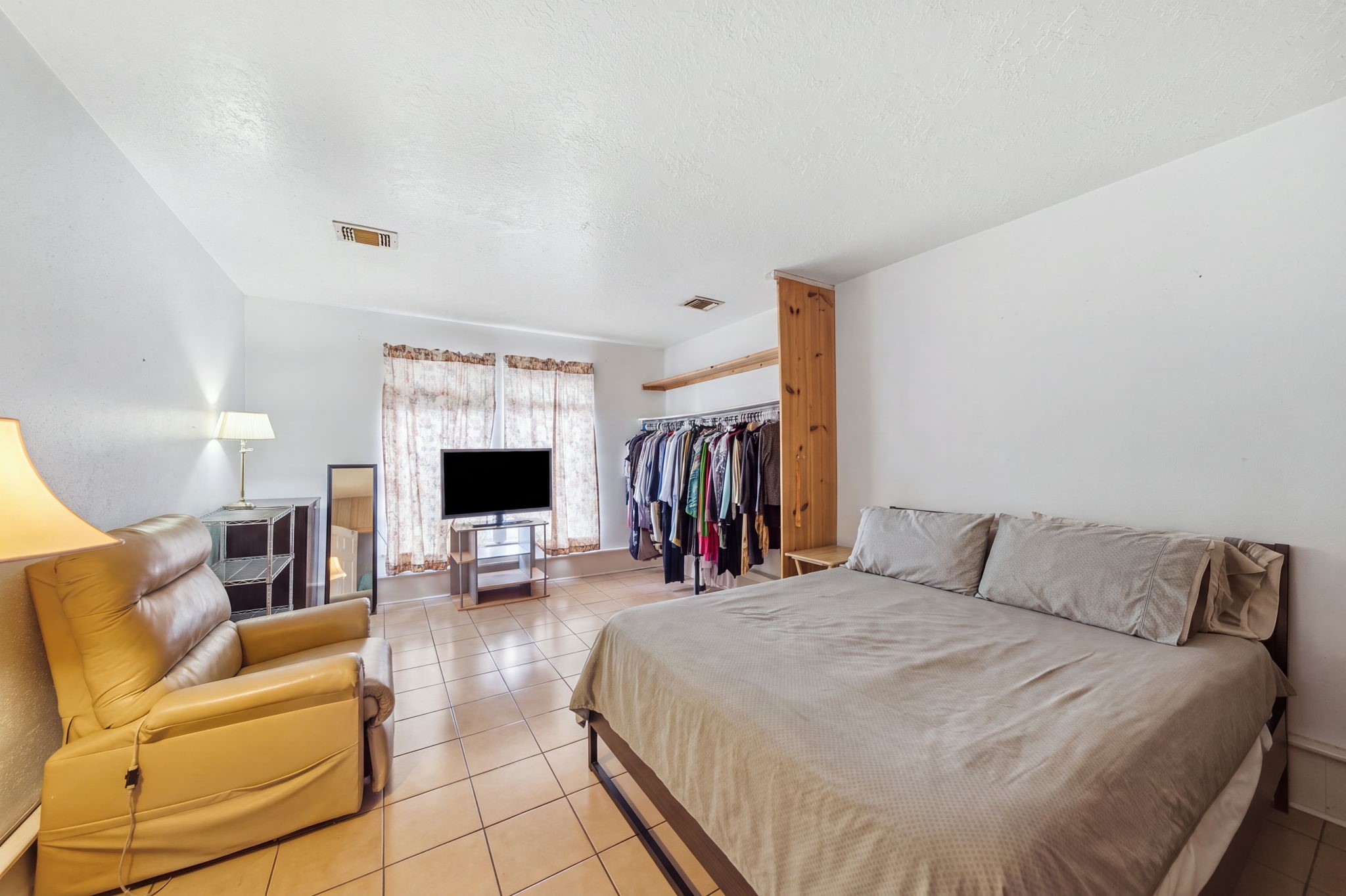 6438 Chatham Island Lane Property Photo 13