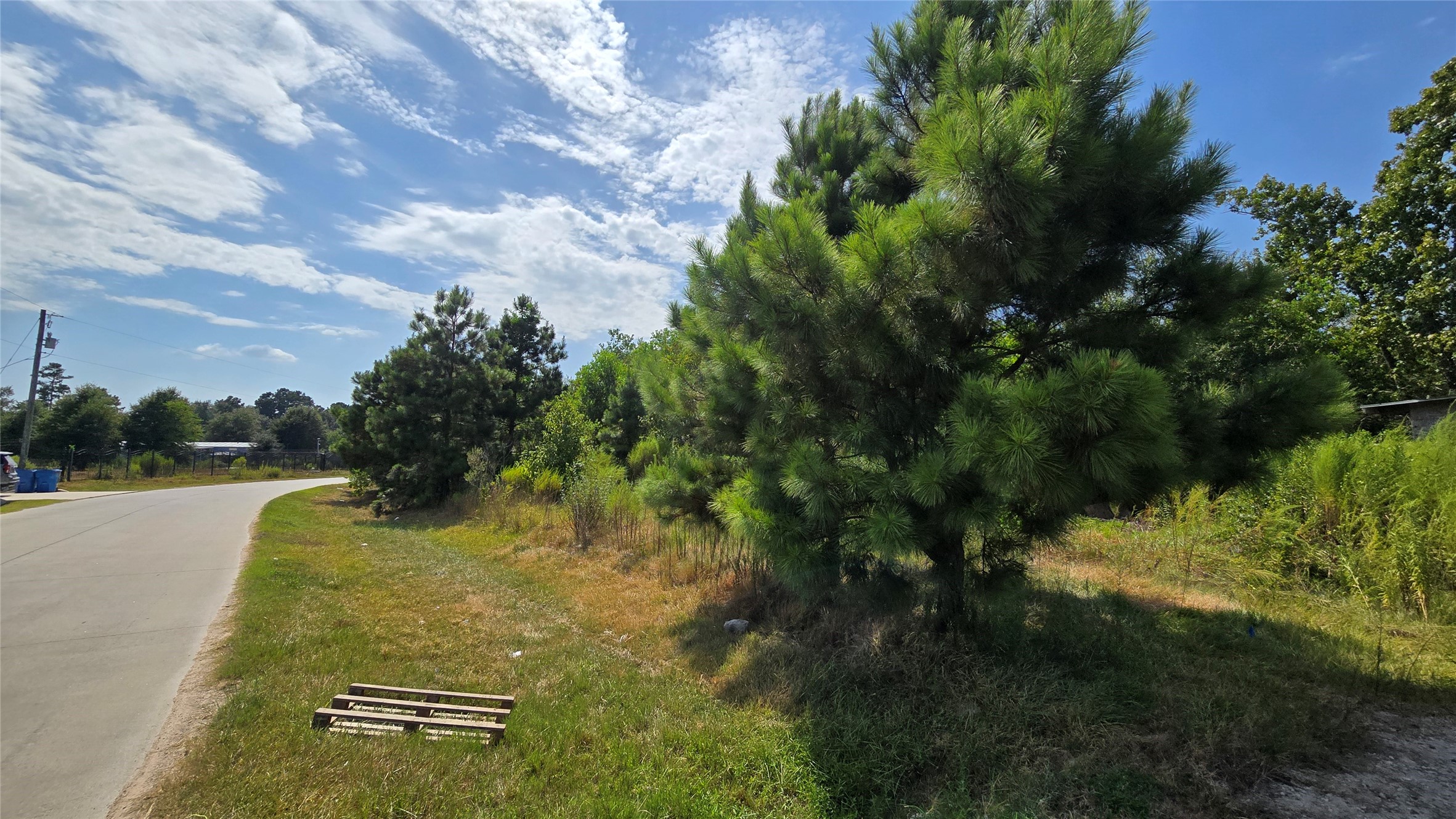 1589 County Road 3545 Property Photo 1