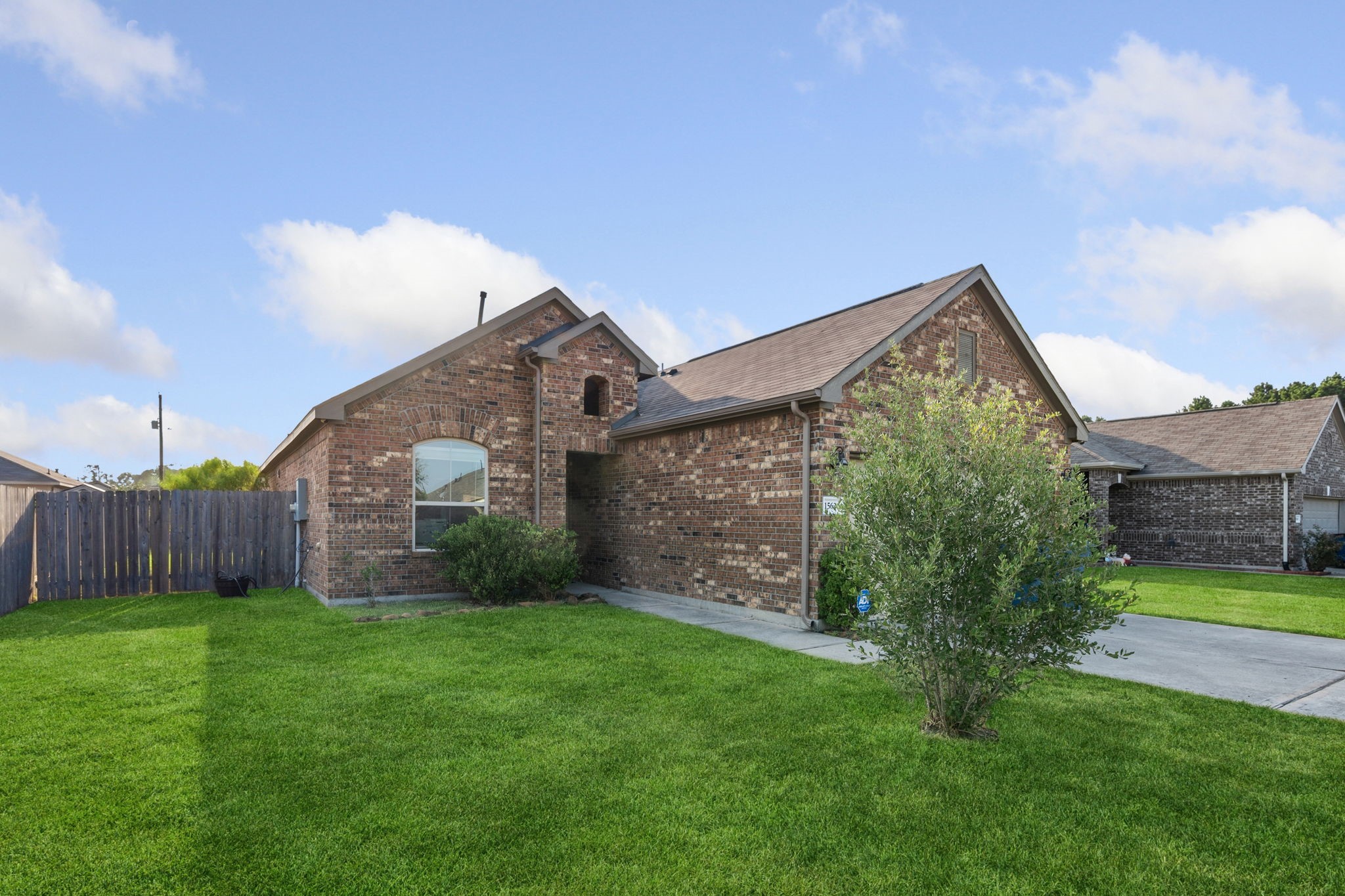 15620 All Star Drive Property Photo 2