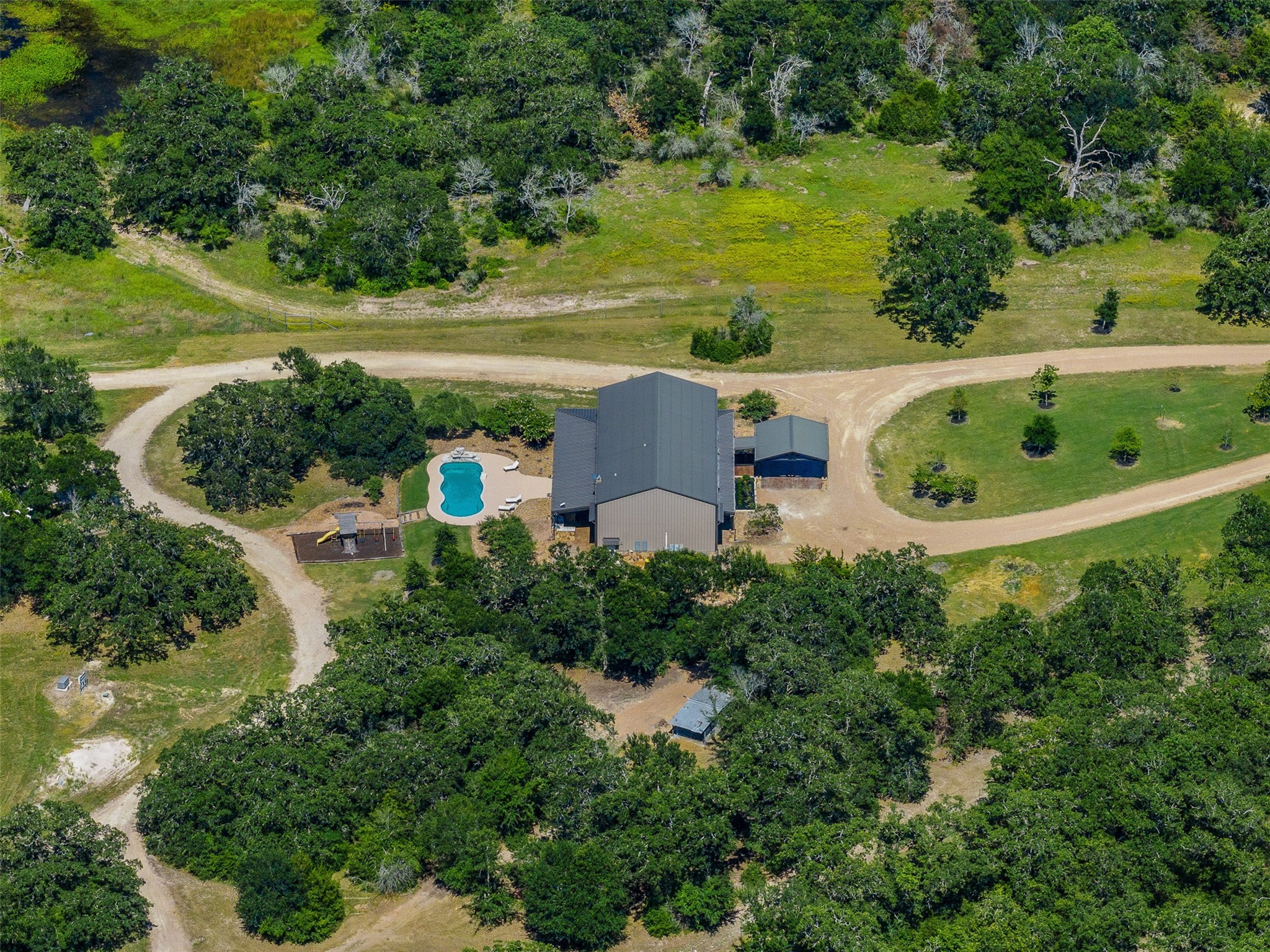 13267 Sh-30 Property Photo 3