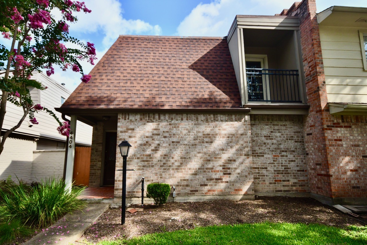4404 Basswood Lane Property Photo 1