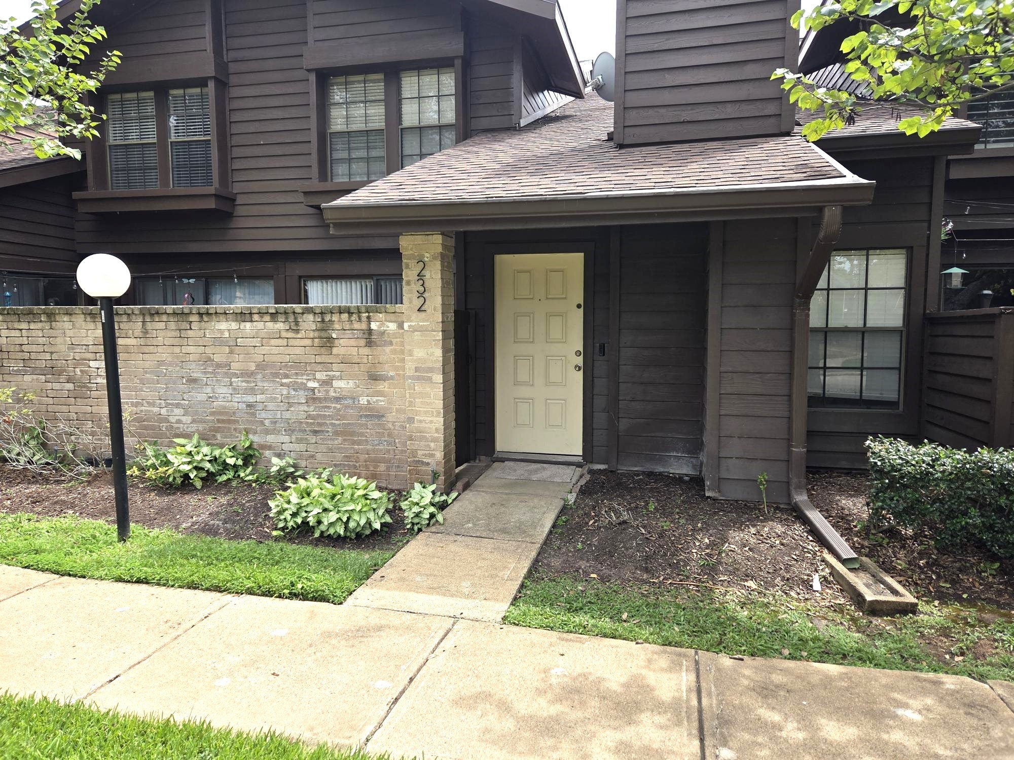 2611 Grants Lake Boulevard 232 Property Photo 1