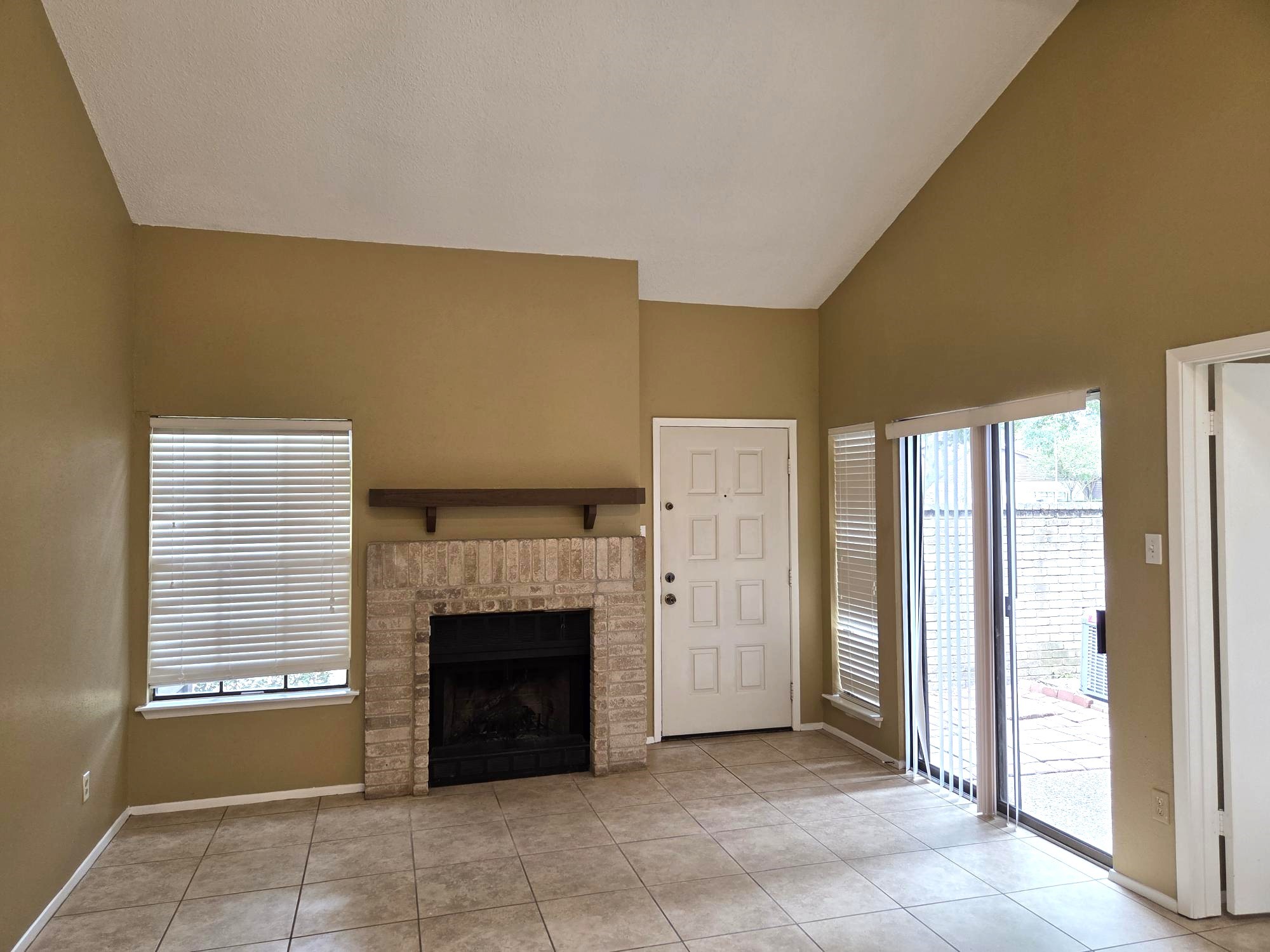 2611 Grants Lake Boulevard 232 Property Photo 5