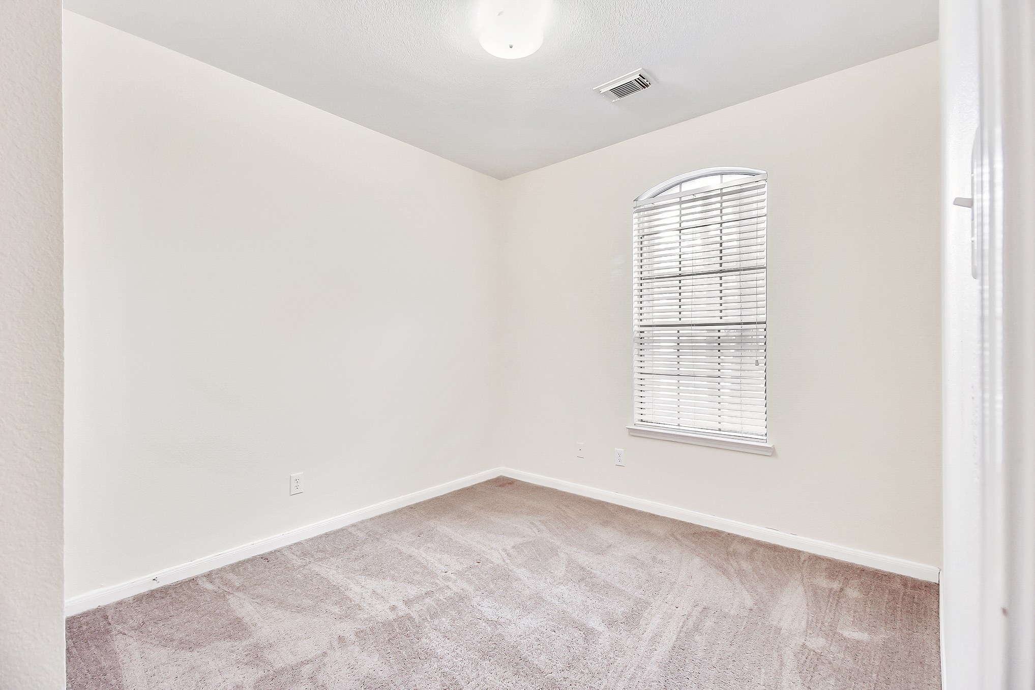 1814 Parkfair Court Property Photo 29